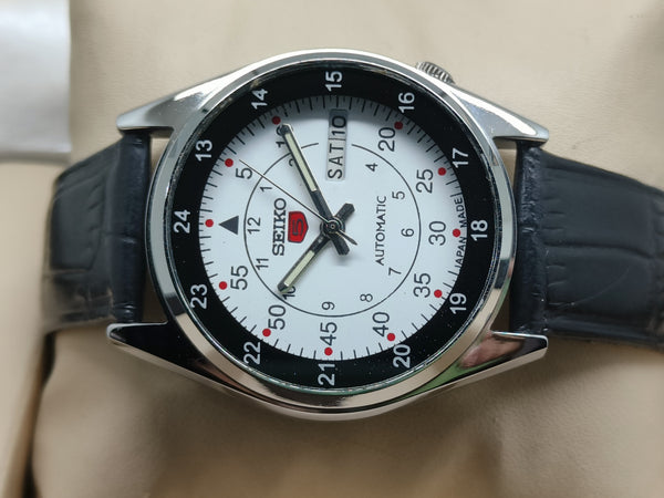 Seiko 5 Vintage Automatic – Long Lasting Mechanical Movement
