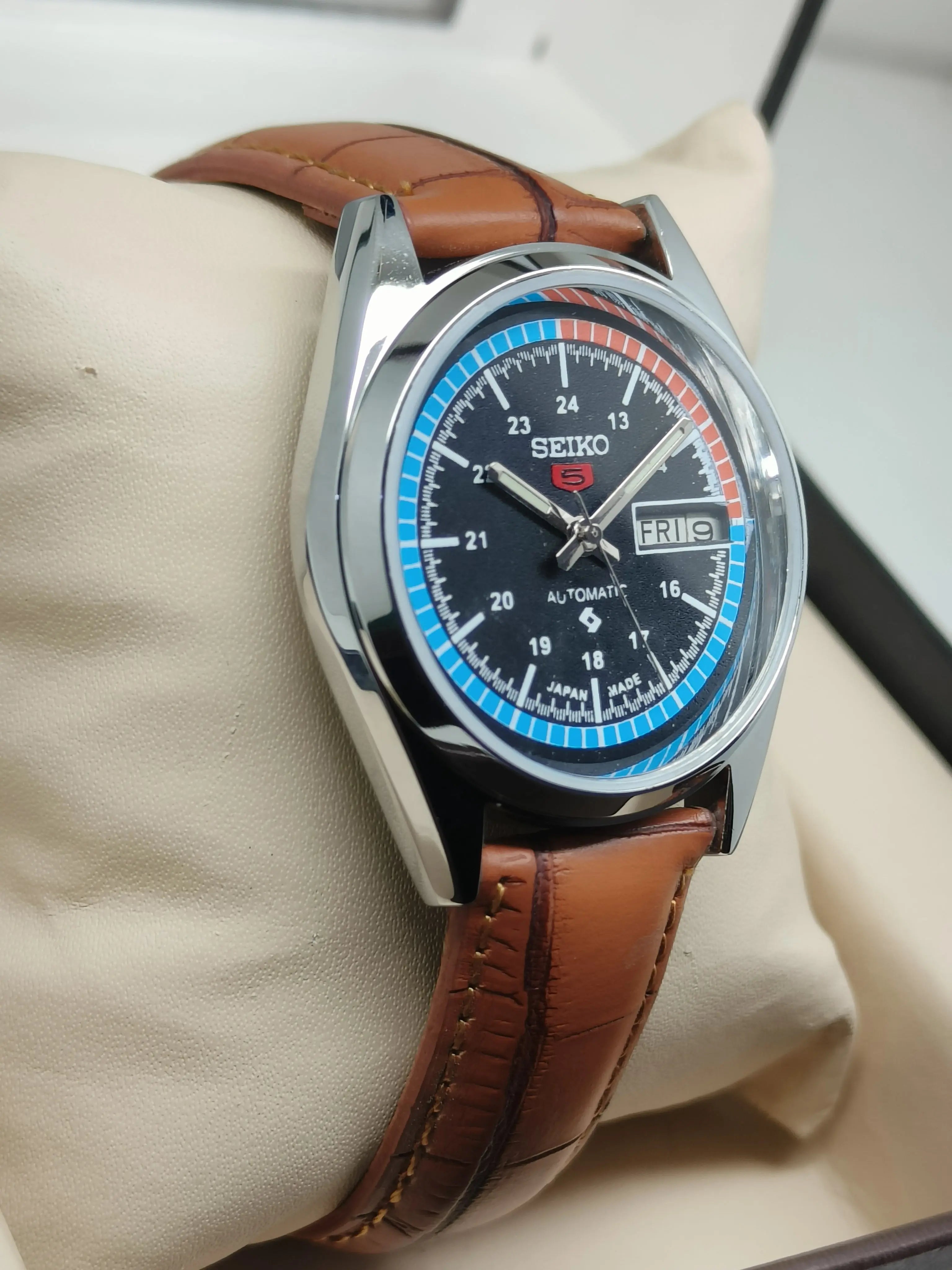 Seiko 5 Vintage Automatic – Japanese Heritage & Style National Watches
