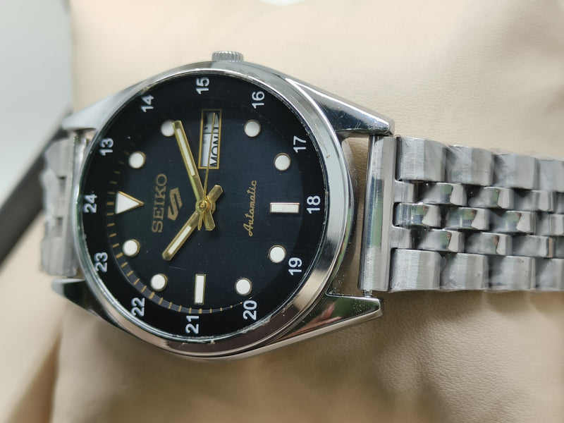 Seiko 5 Vintage Automatic – Adventure Ready