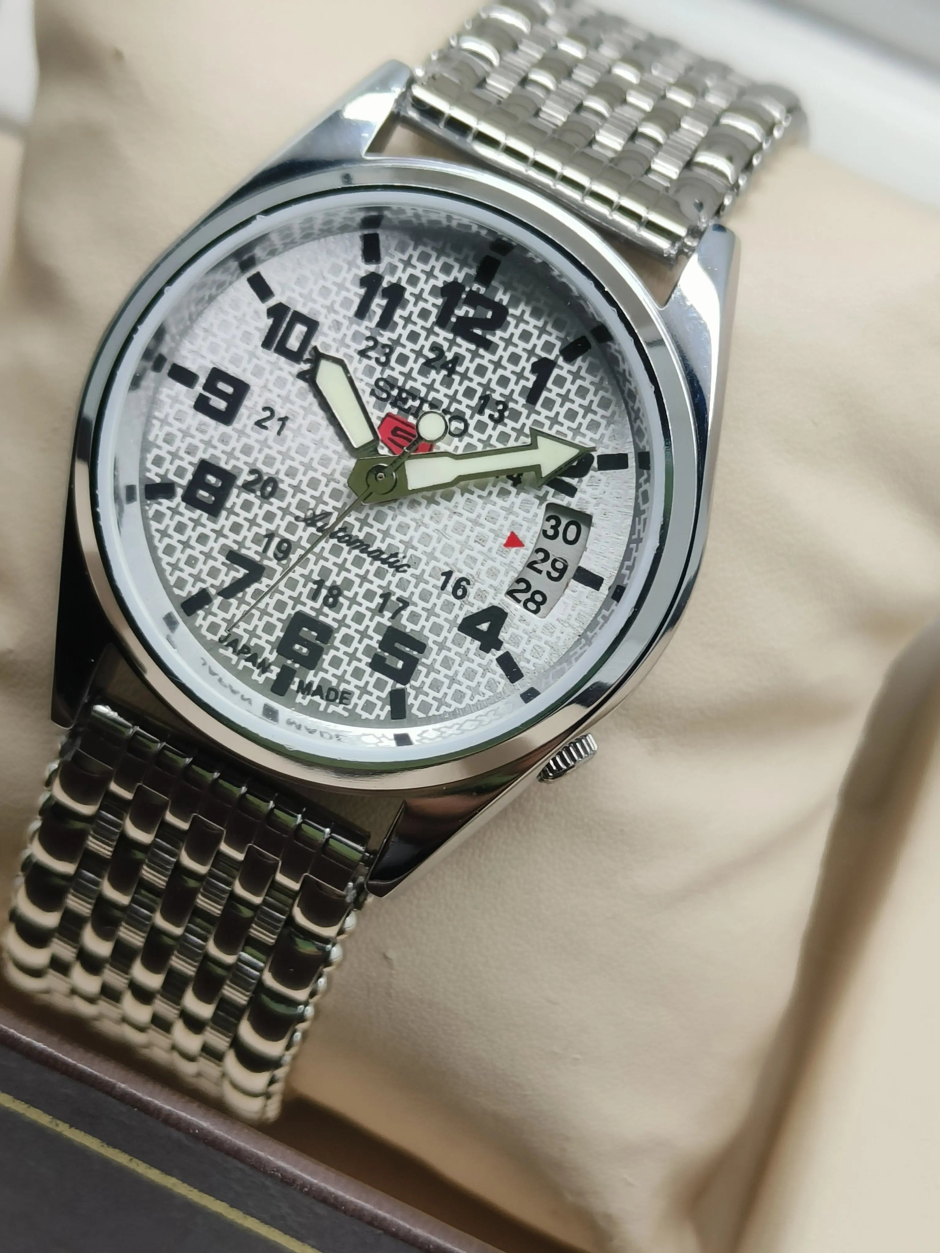 Seiko 5 Vintage Automatic – Collector’s Grade Finish National Watches
