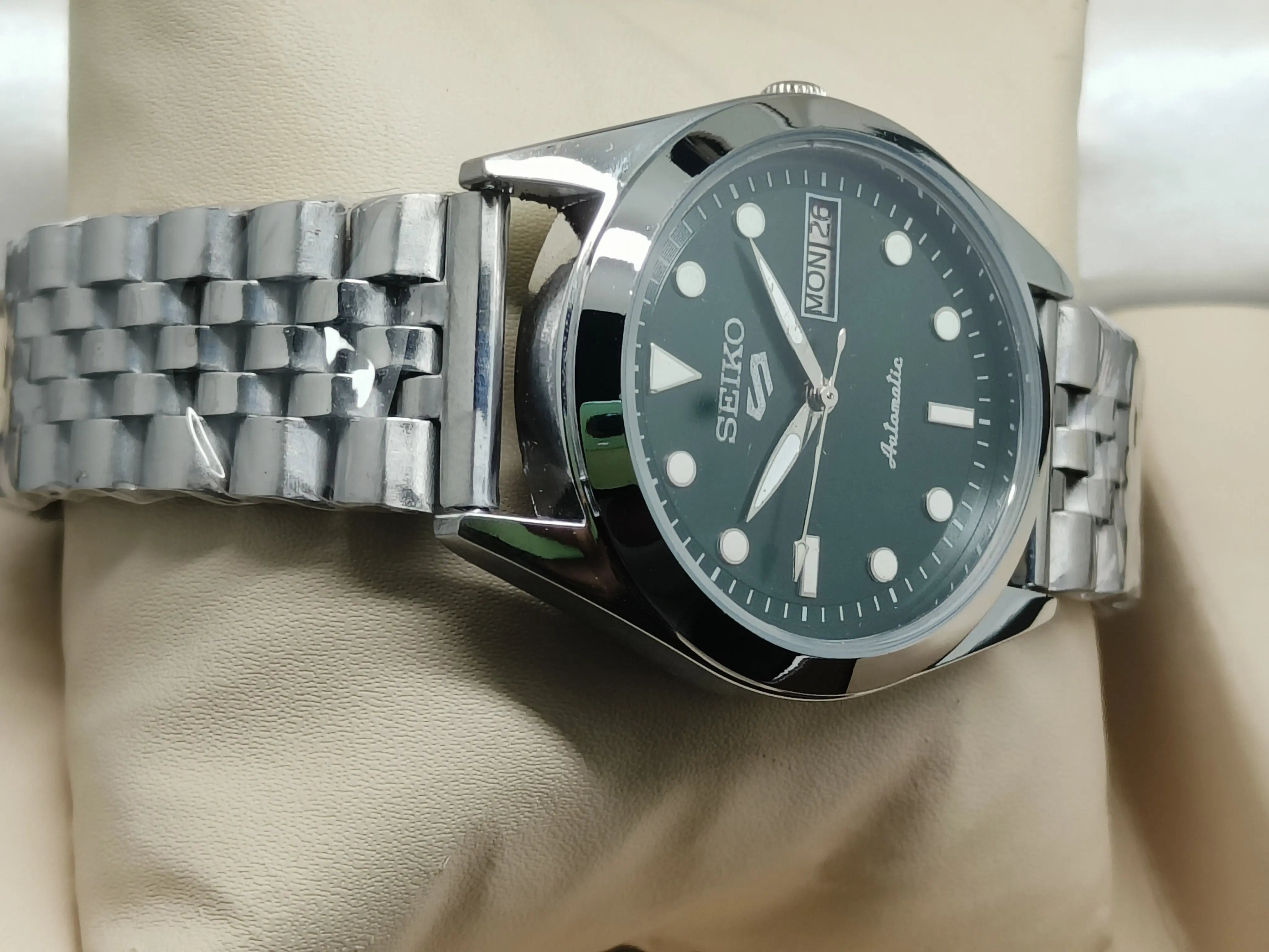 Seiko 5 Vintage Automatic – Fresh Polish & Detailing National Watches