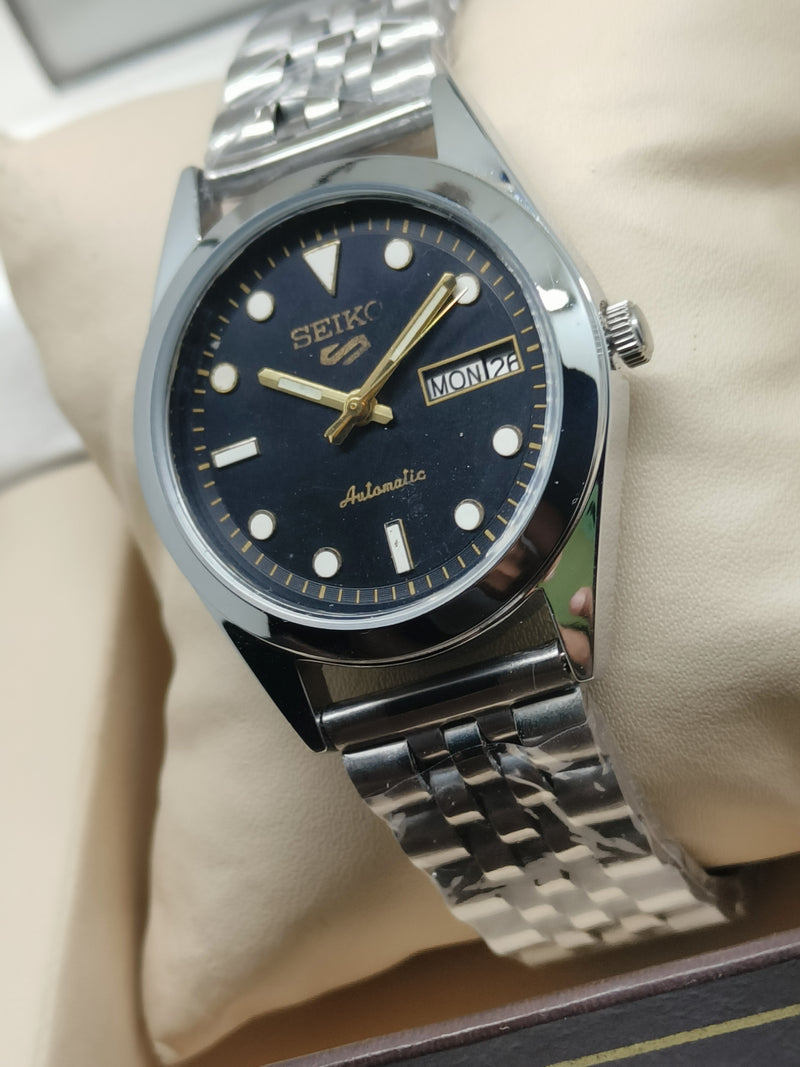 Seiko 5 Vintage Automatic – Rare Bezel Insert