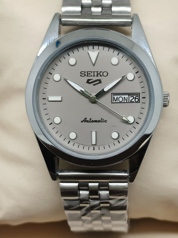 Seiko 5 Vintage Automatic – Explorer Index