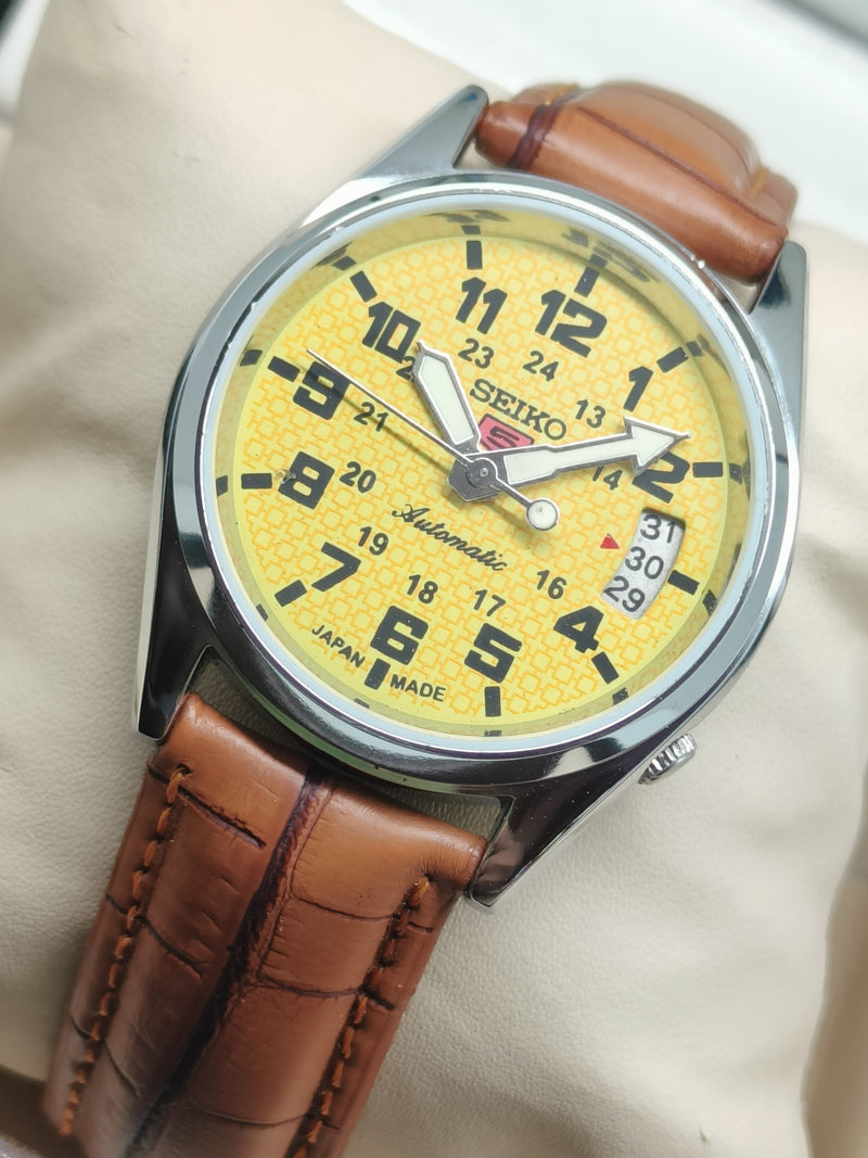 Seiko 5 Vintage Automatic – Affordable Collector Watch