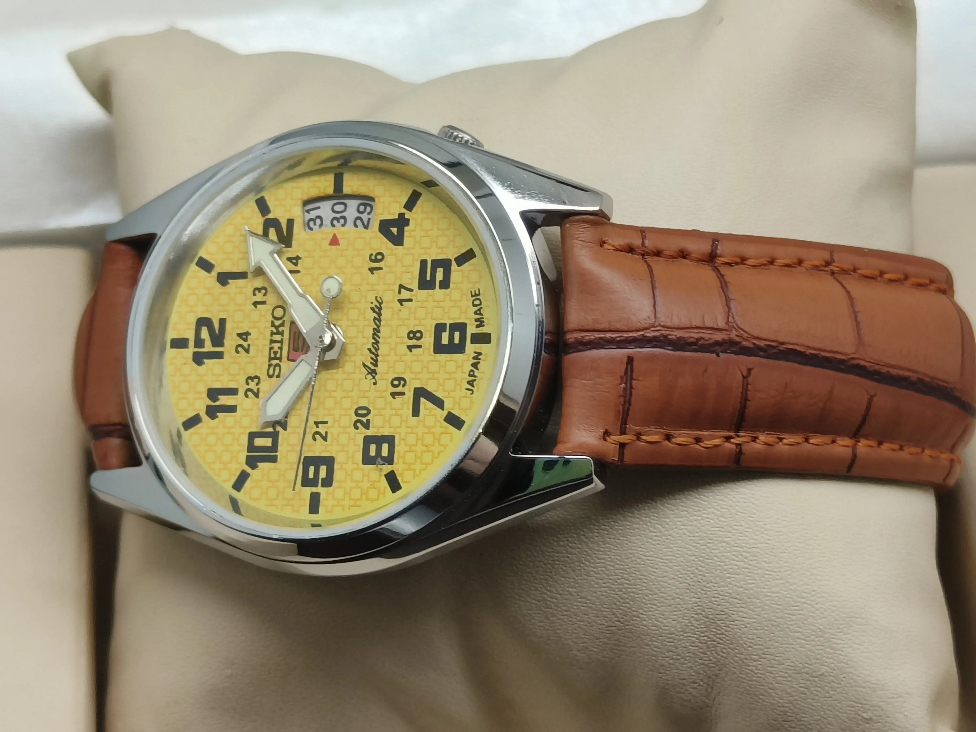 Seiko 5 Vintage Automatic – Affordable Collector Watch National Watches