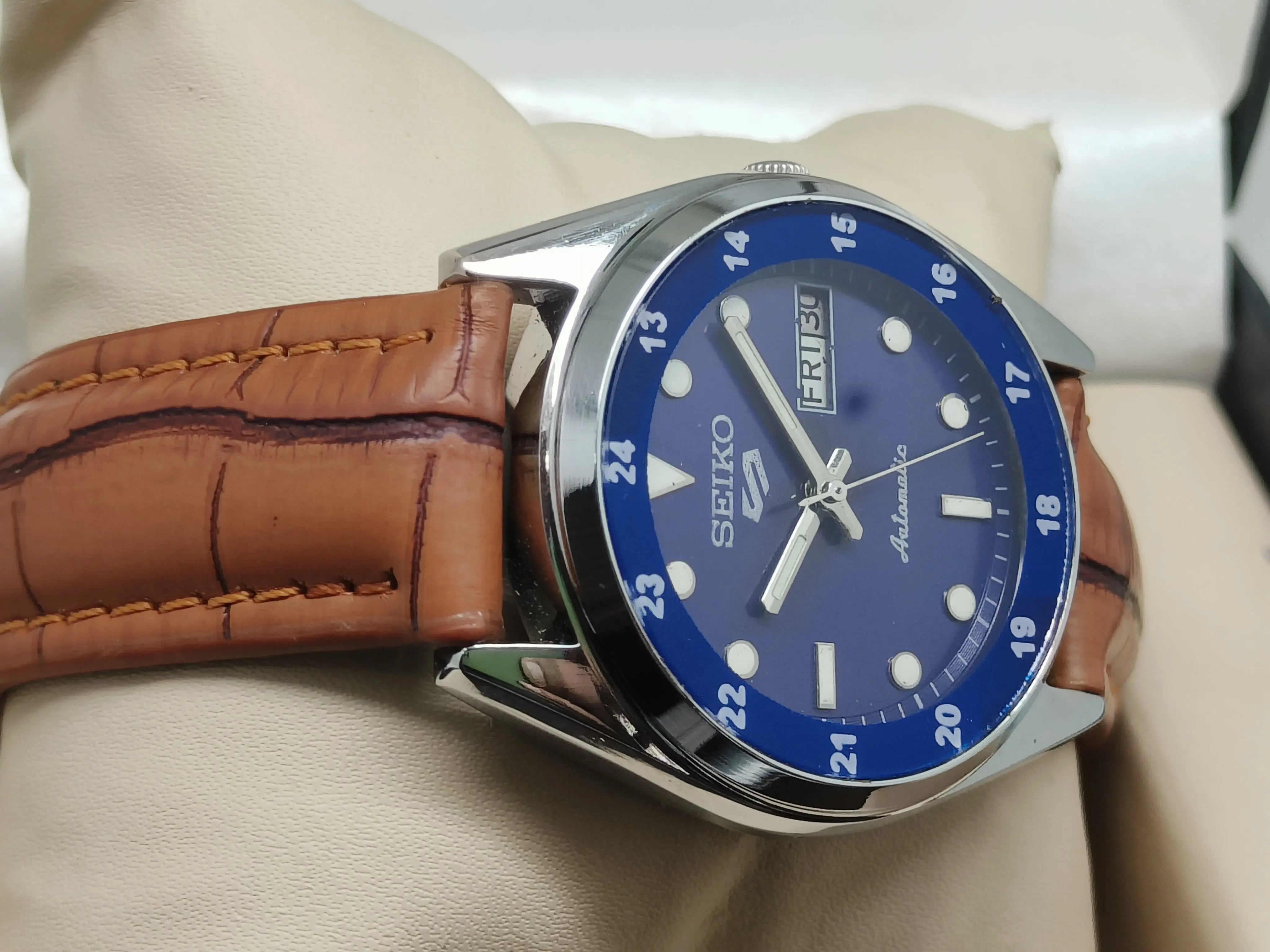 Seiko 5 Vintage Automatic – Wristwatch Gift for Him/her National Watches