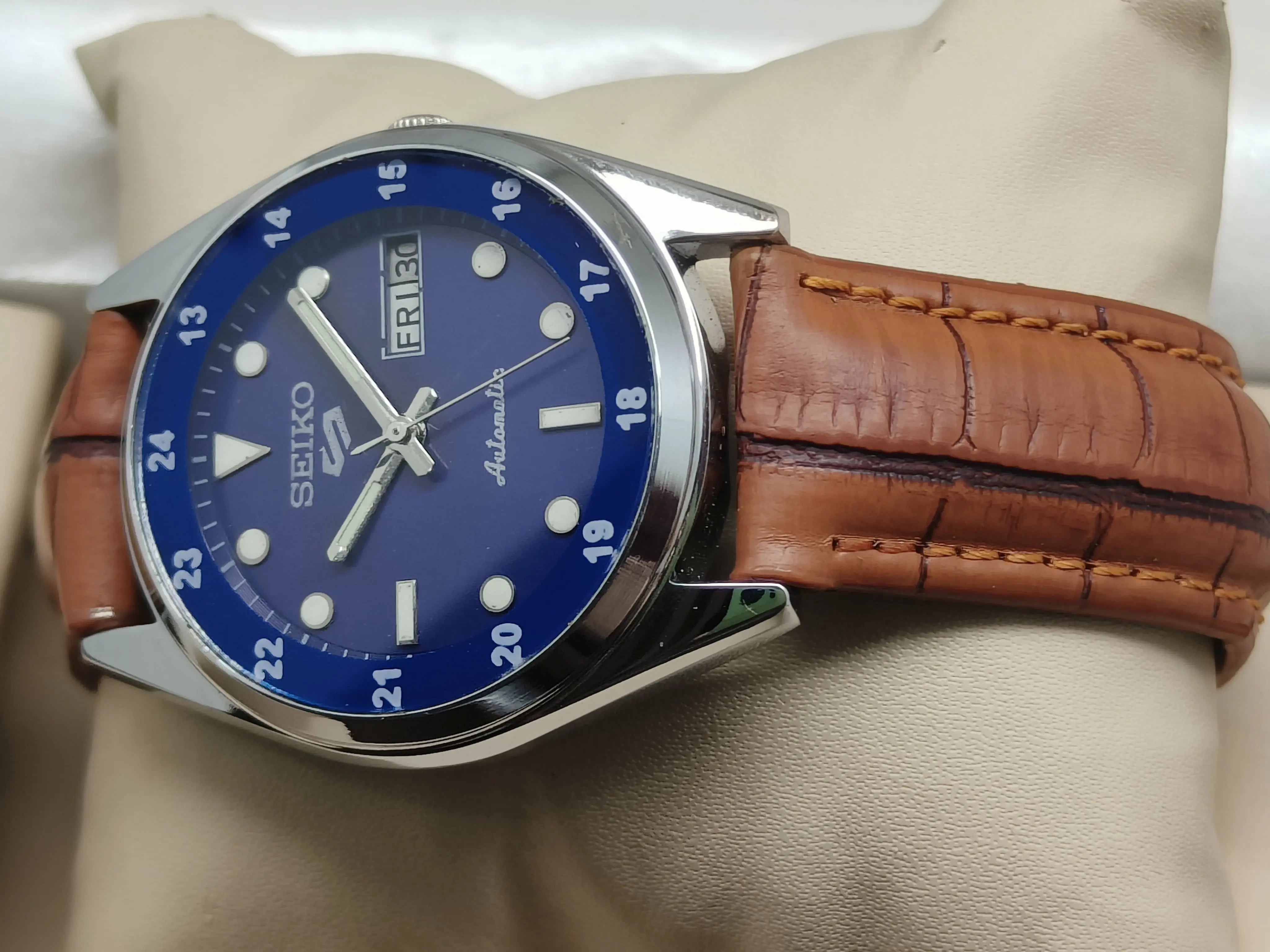 Seiko 5 Vintage Automatic – Wristwatch Gift for Him/her National Watches