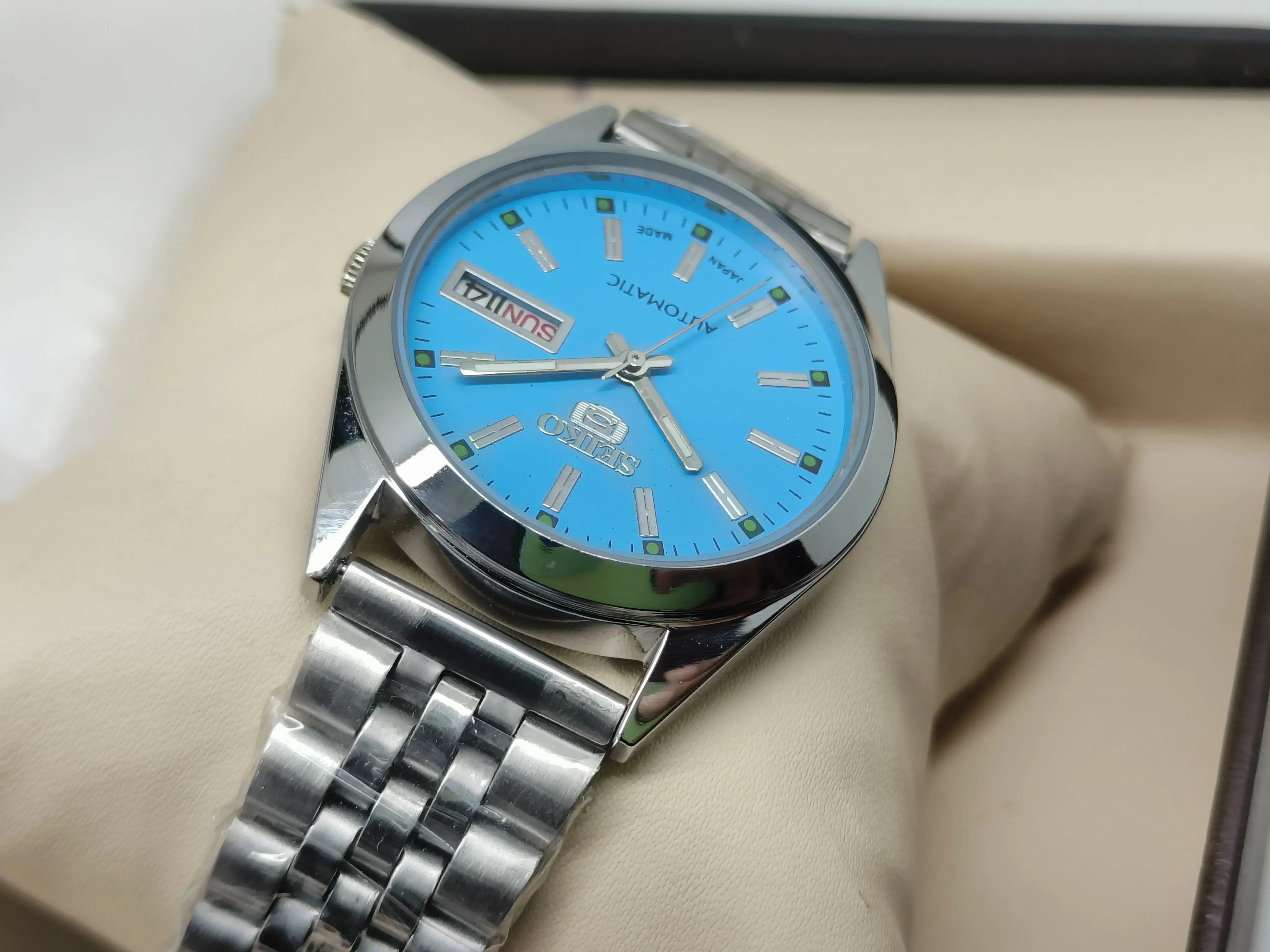 Seiko 5 Vintage Automatic – Repaired Movement National Watches
