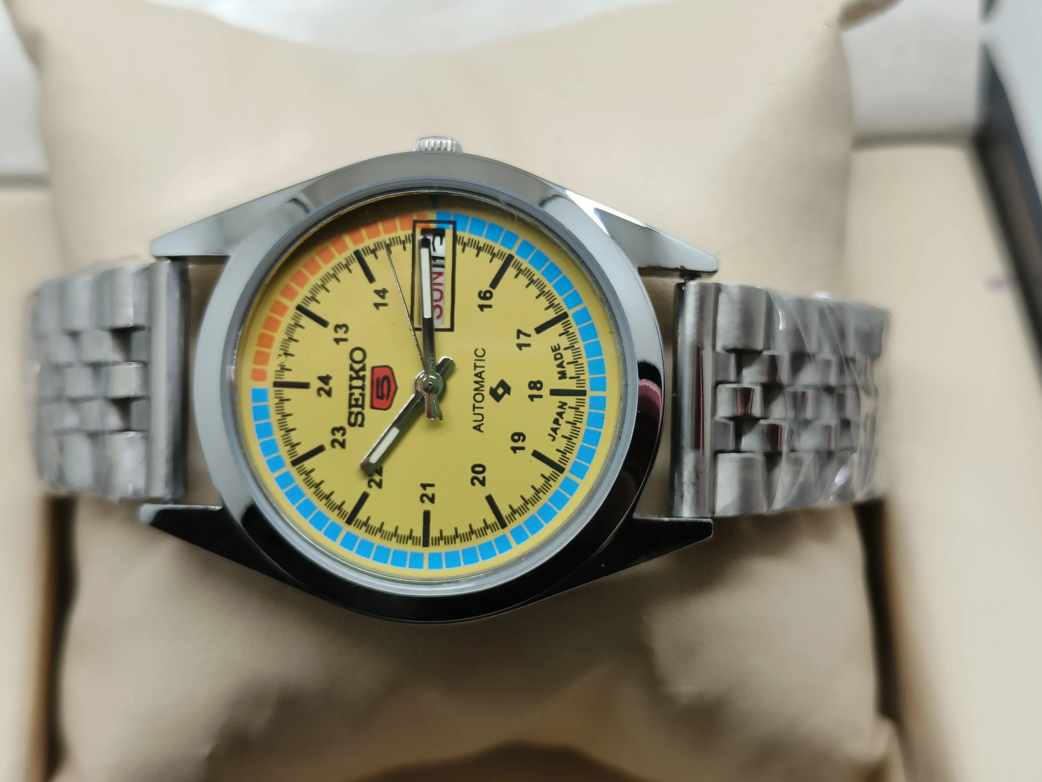 Seiko 5 Vintage Automatic – Guaranteed for 90 Days Warranty National Watches