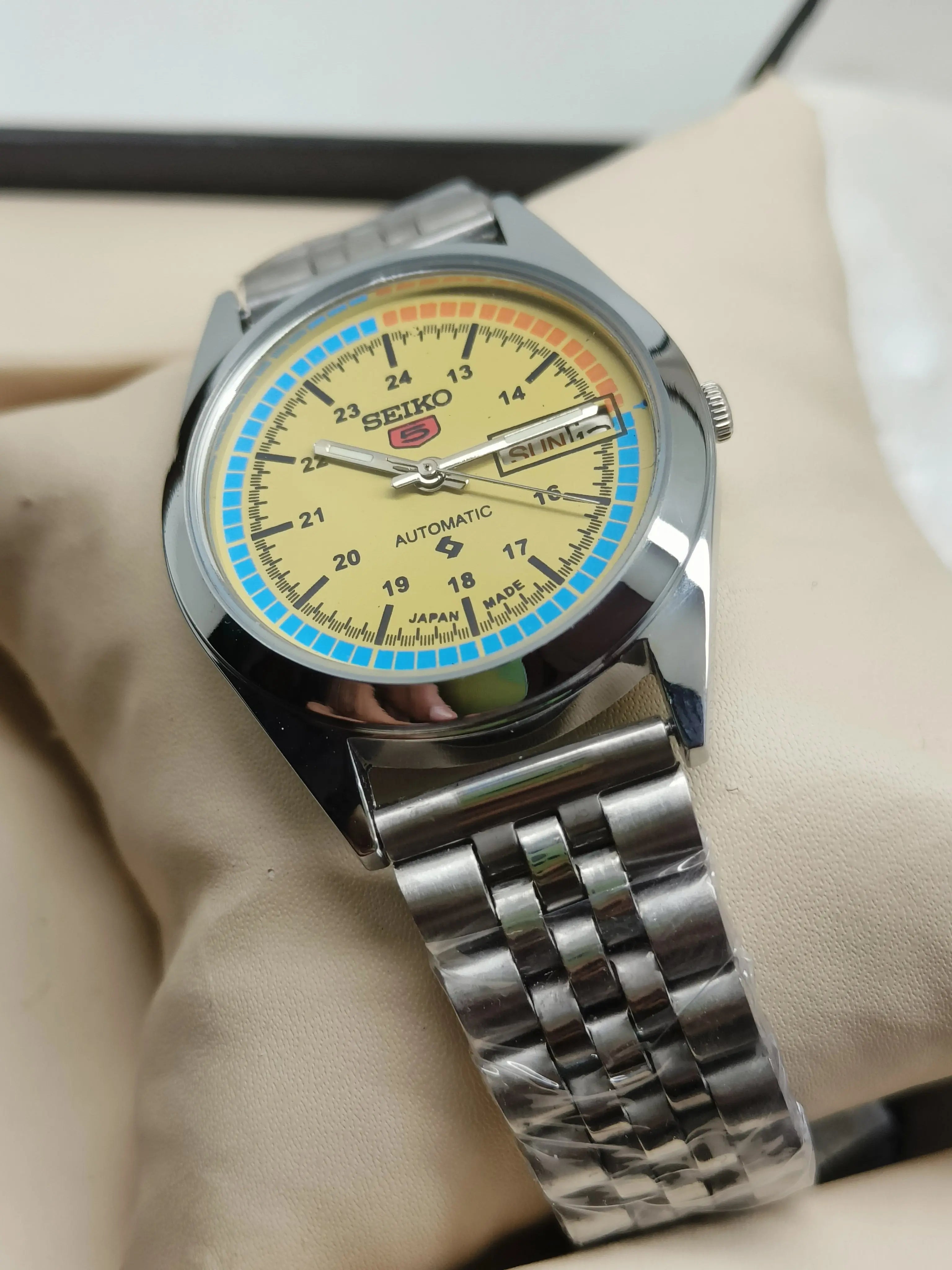 Seiko 5 Vintage Automatic – Guaranteed for 90 Days Warranty National Watches