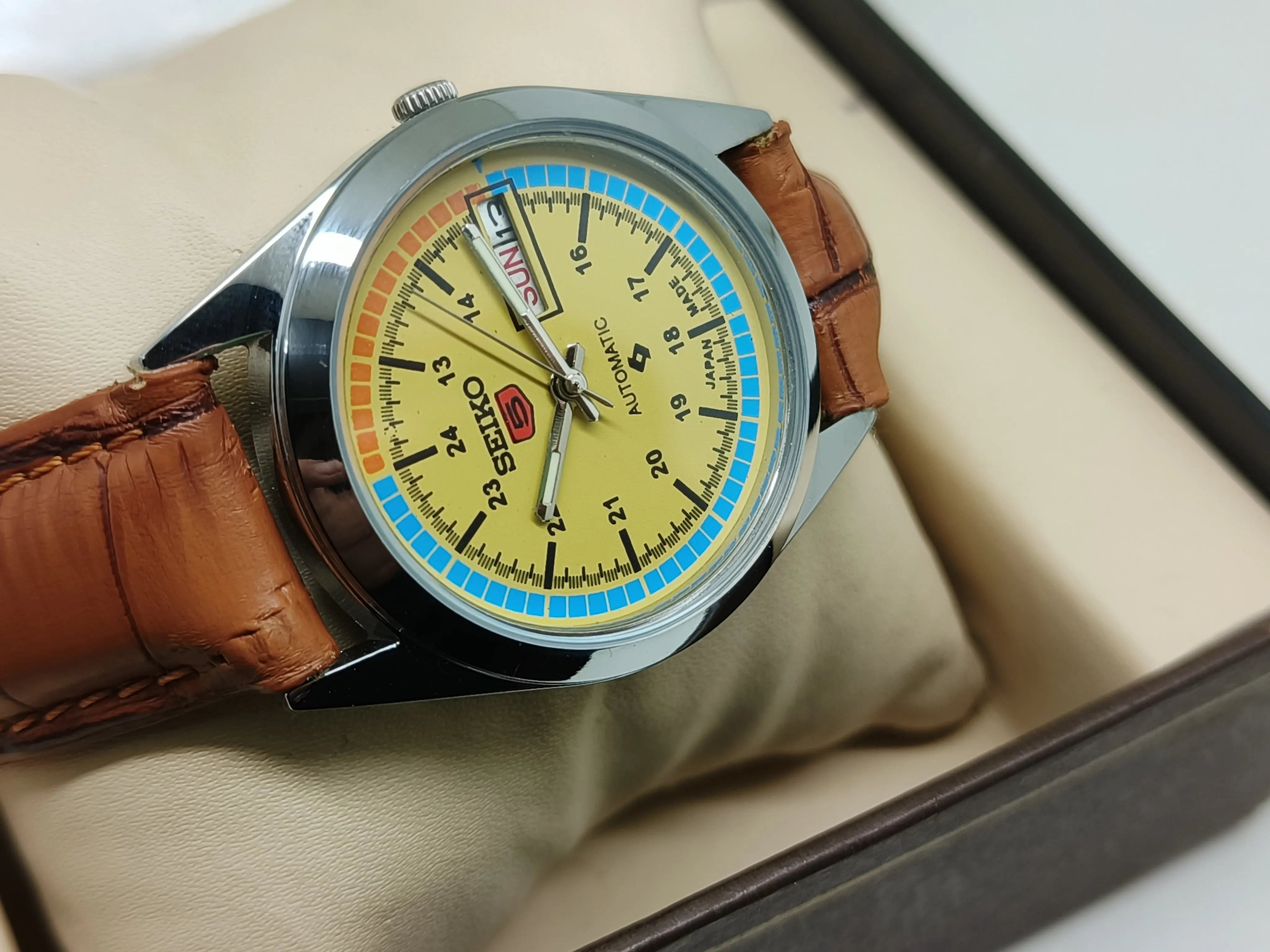 Seiko 5 Vintage Automatic – Premium Finish, Sharp Details National Watches