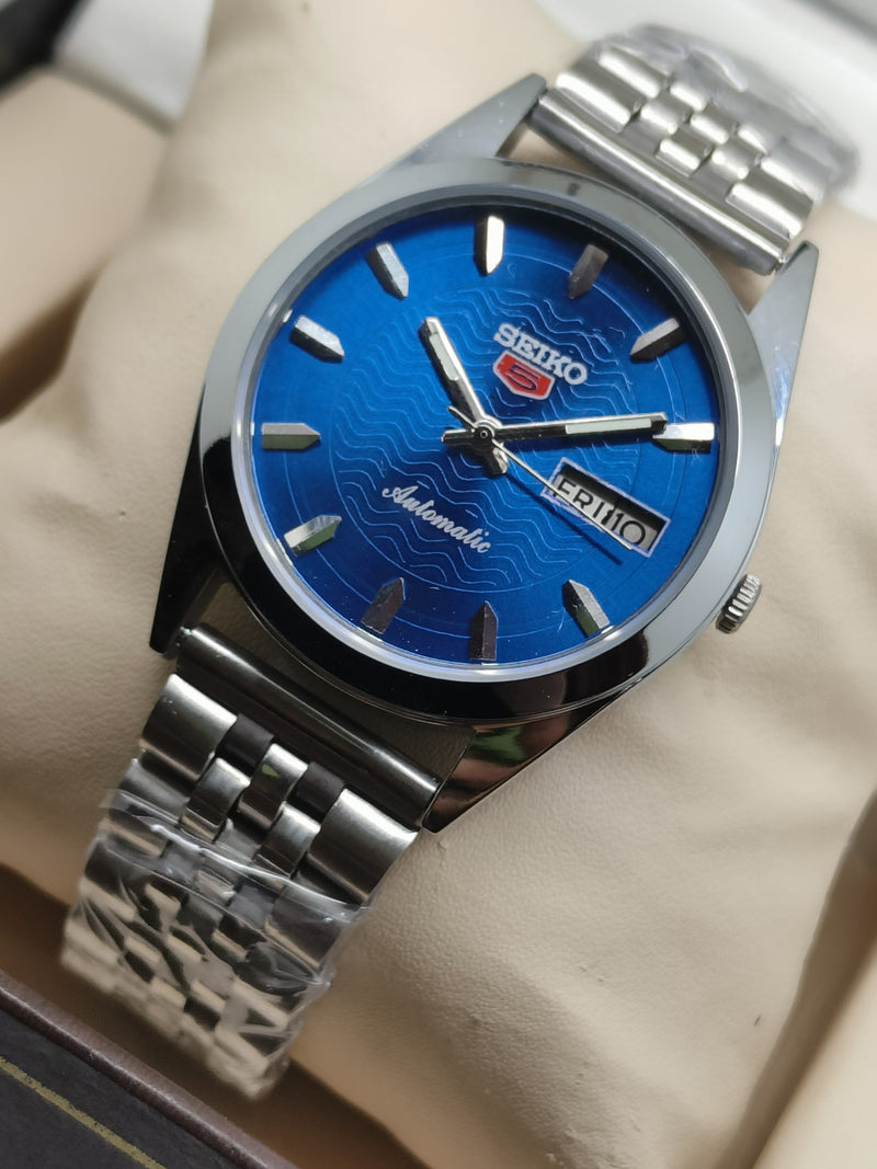 Seiko 5 Vintage Automatic – Thick Lume, Strong Glow