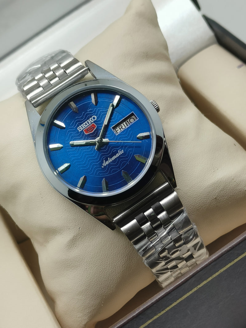 Seiko 5 Vintage Automatic – Thick Lume, Strong Glow