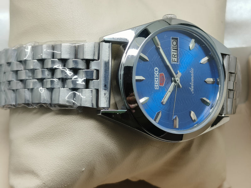 Seiko 5 Vintage Automatic – Thick Lume, Strong Glow