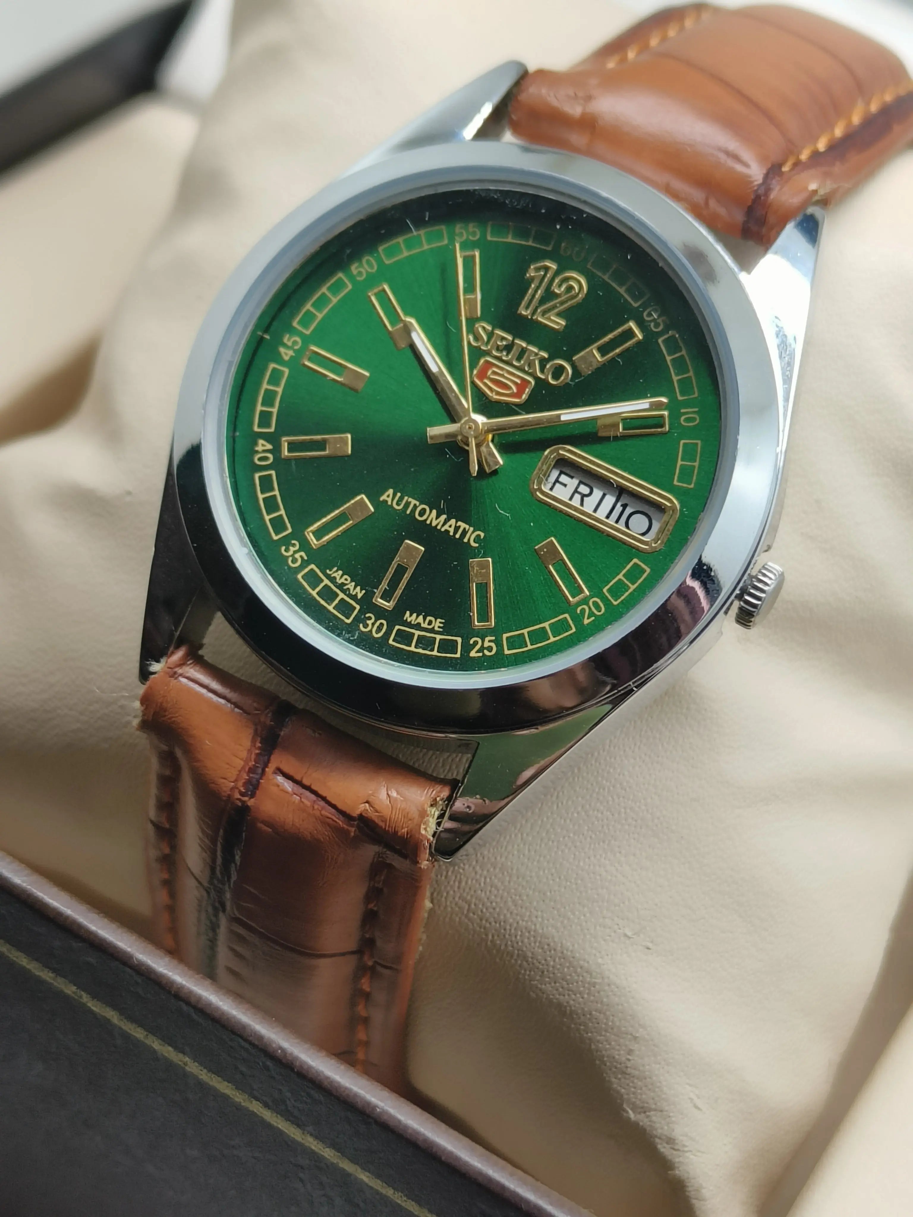 Seiko 5 Vintage Automatic – Crisp Hands, Sharp Case National Watches