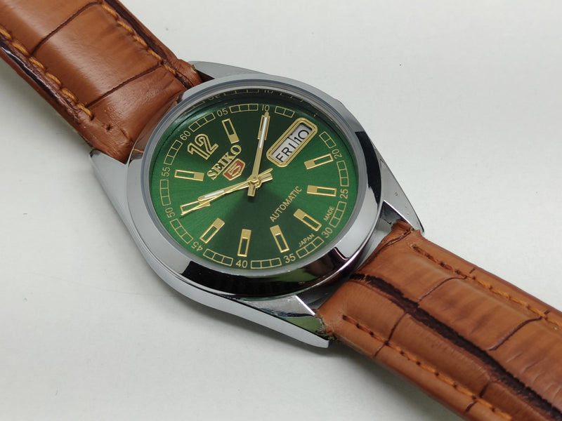 Seiko 5 Vintage Automatic – Crisp Hands, Sharp Case