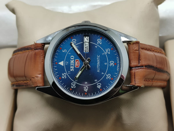 Seiko 5 Vintage Automatic – Minor Vintage Wear for Authenticity