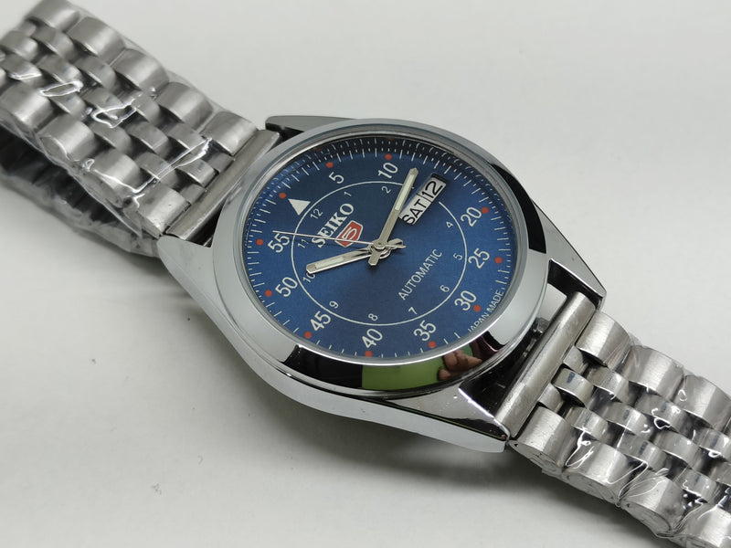 Seiko 5 Vintage Automatic – Restored But Character Remaining