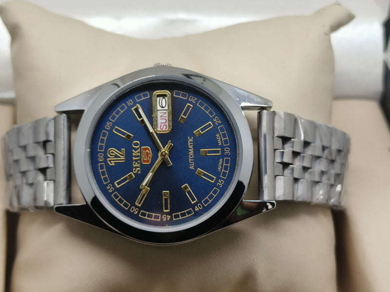 Seiko 5 Vintage Automatic – Collector’s Bargain