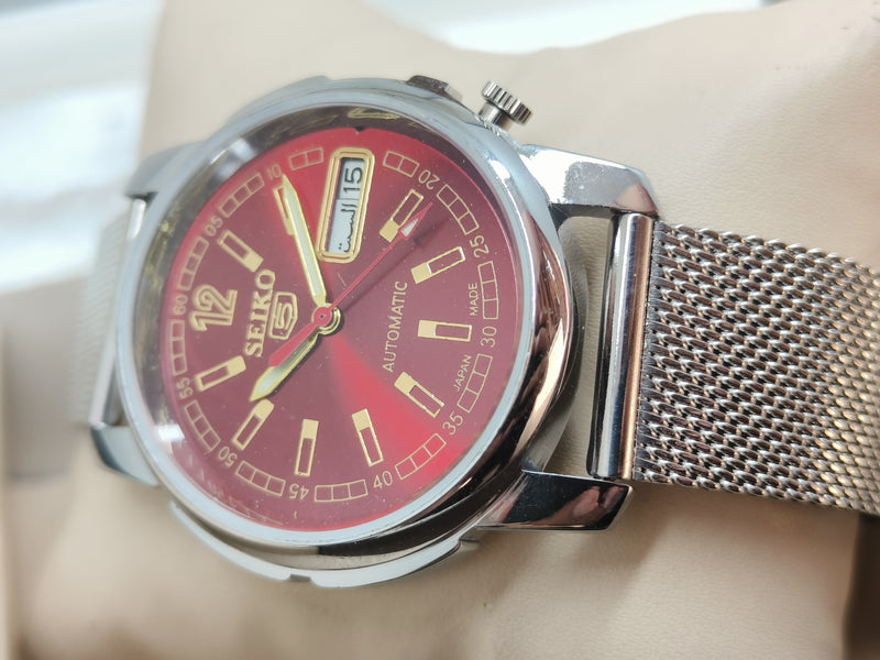 Seiko 5 Vintage Automatic – Iconic Japan Timepiece