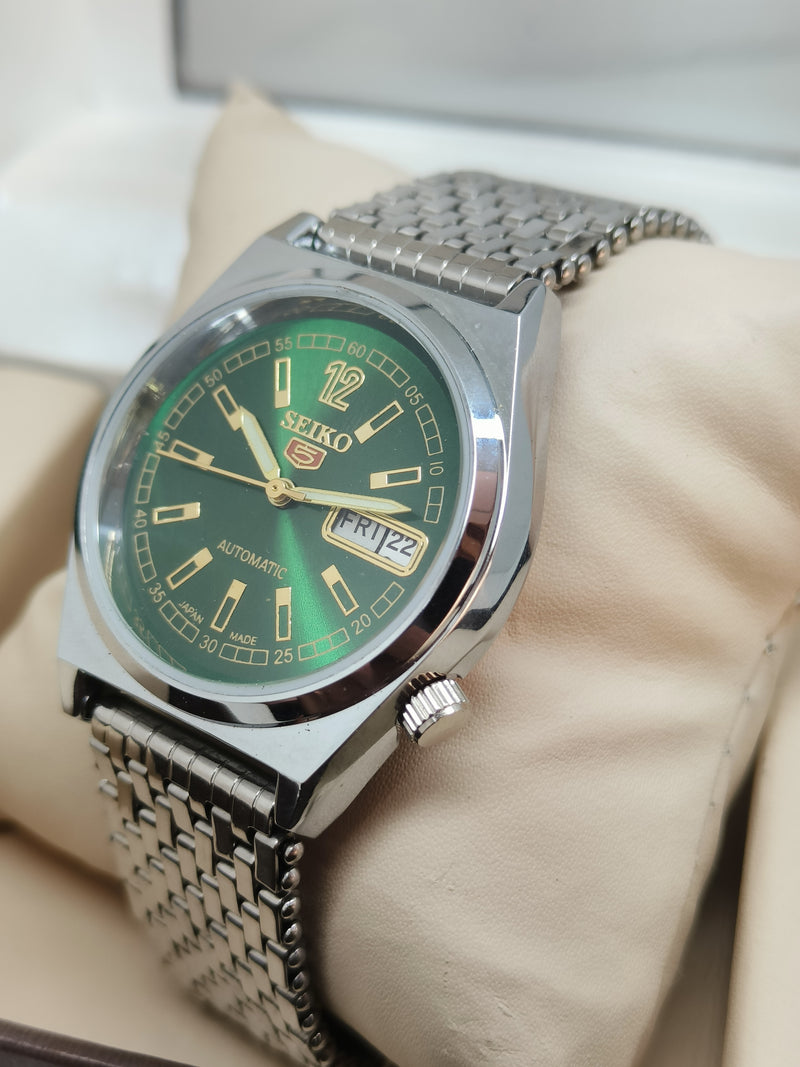 Seiko 5 Vintage Automatic – Limited Edition Style (if it looks rare)