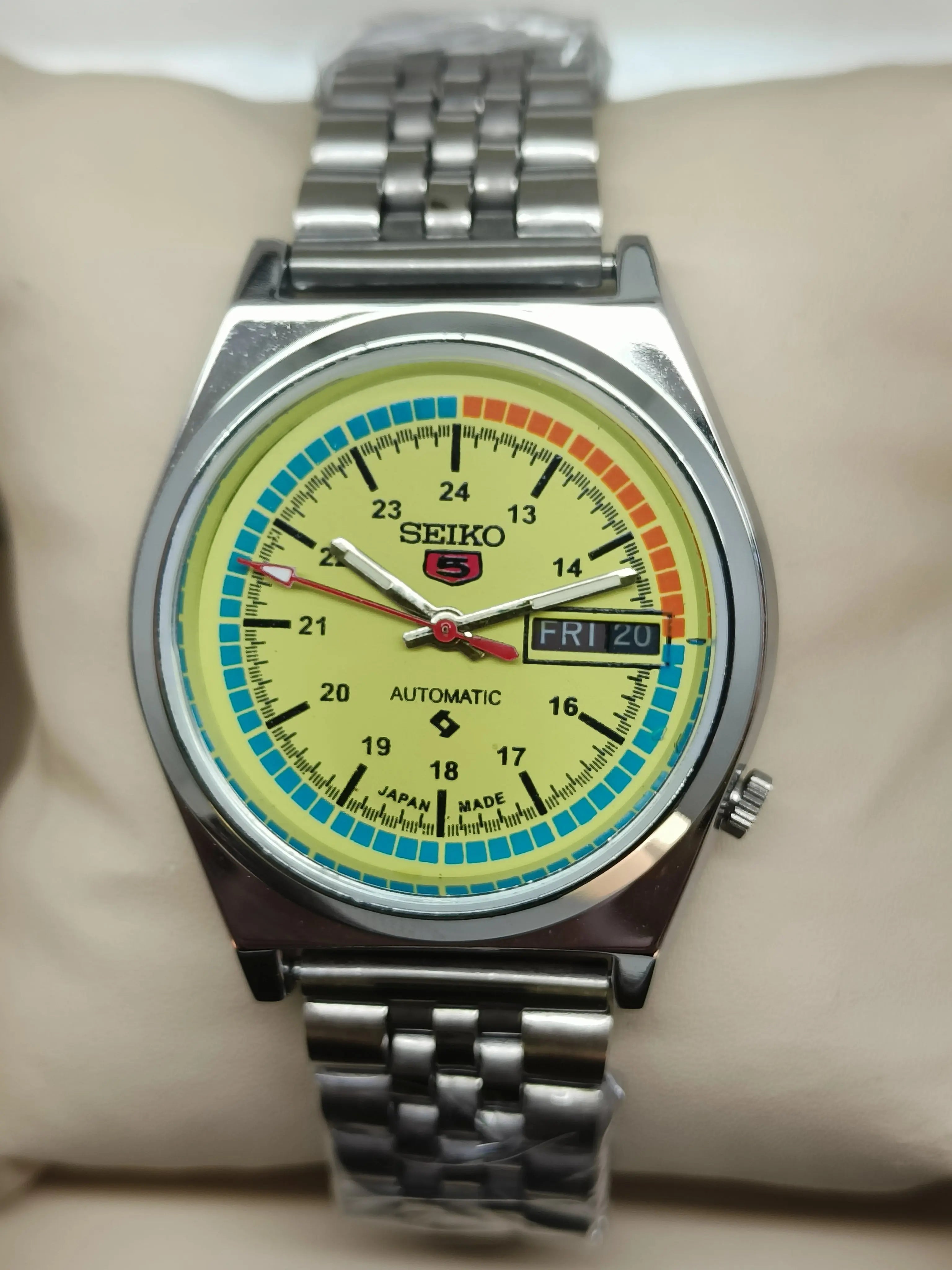 Seiko 5 Vintage Automatic – Transparent Crystal Domed Design National Watches