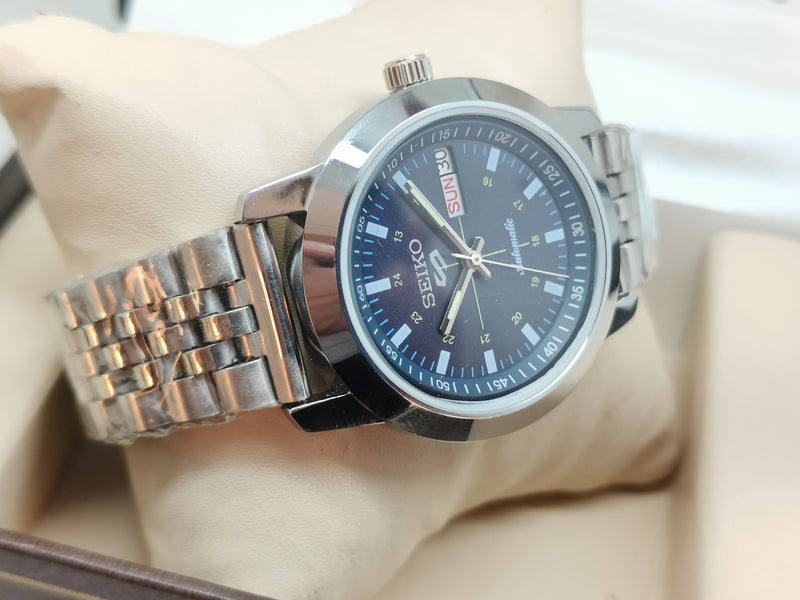 Seiko 5 Vintage Automatic – Classic 70s Design Revived