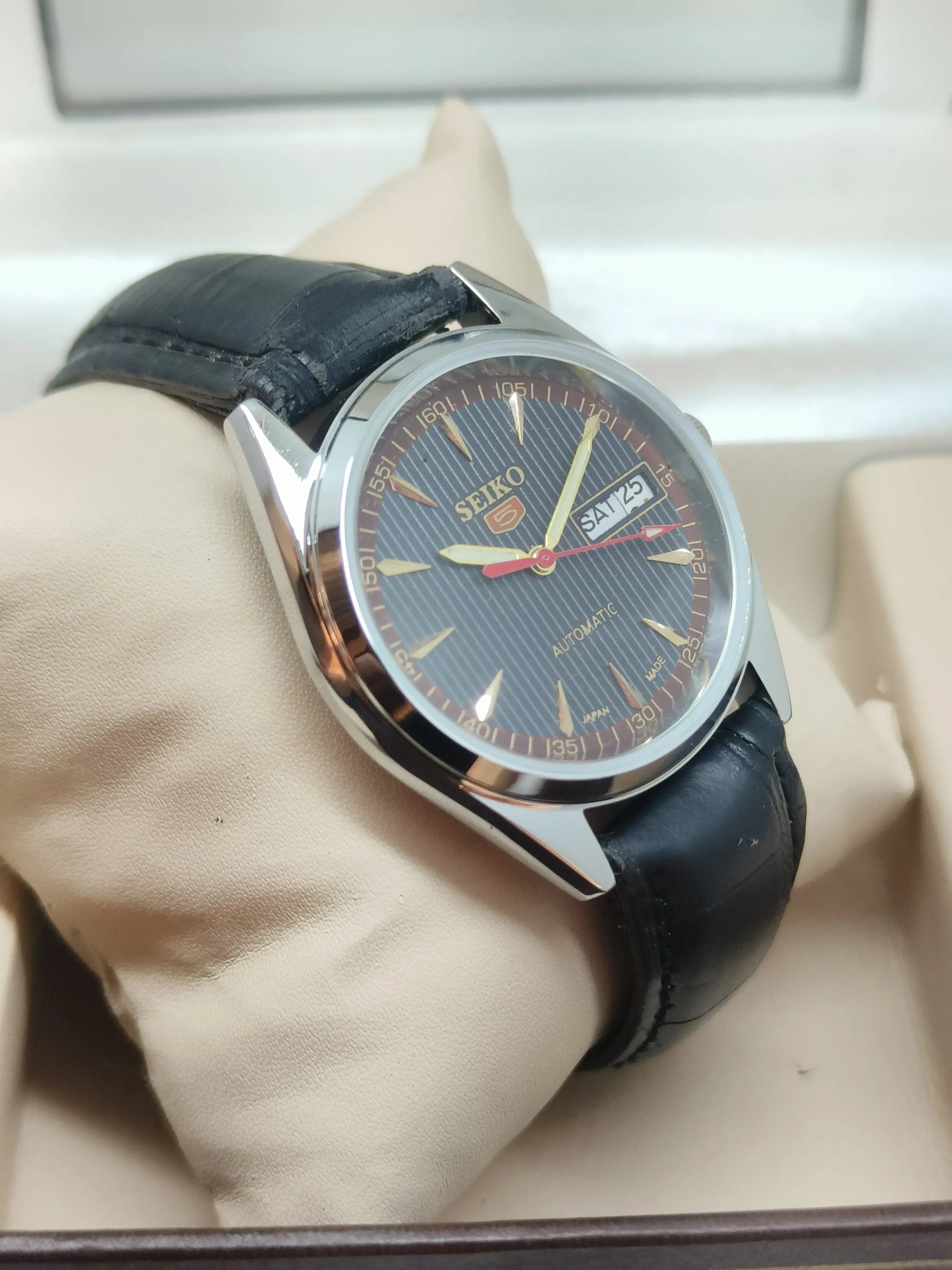 Seiko 5 Vintage Dress Watch – Serviced & Restored National Watches