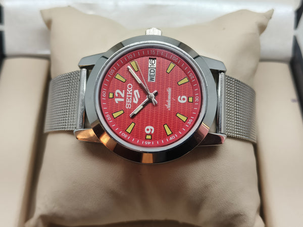 Seiko 5 Refurbished 70s Automatic – Classic Vintage Look