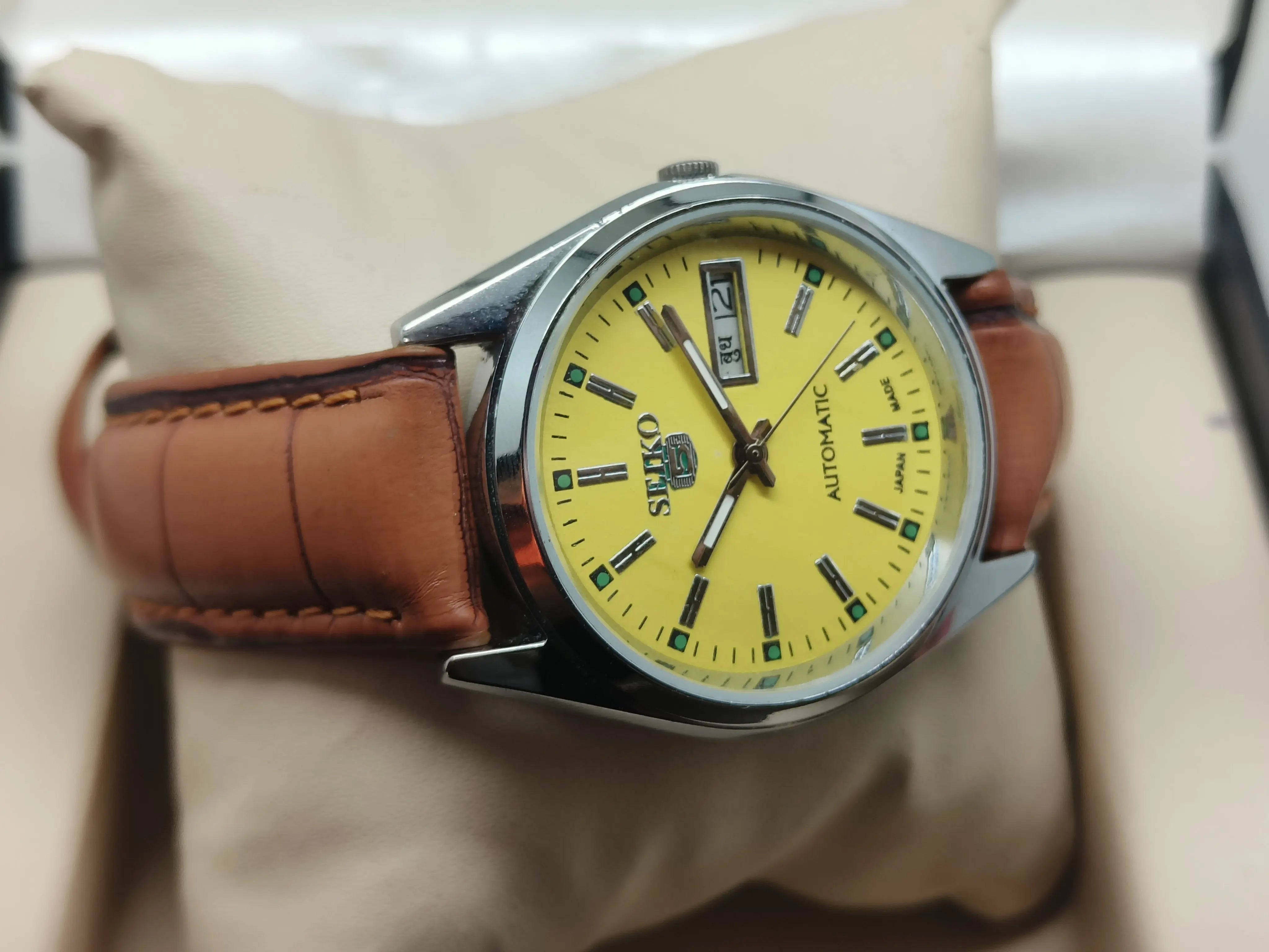 Authentic Seiko 5 Vintage – Refurbished Mechanical Watch National Watches