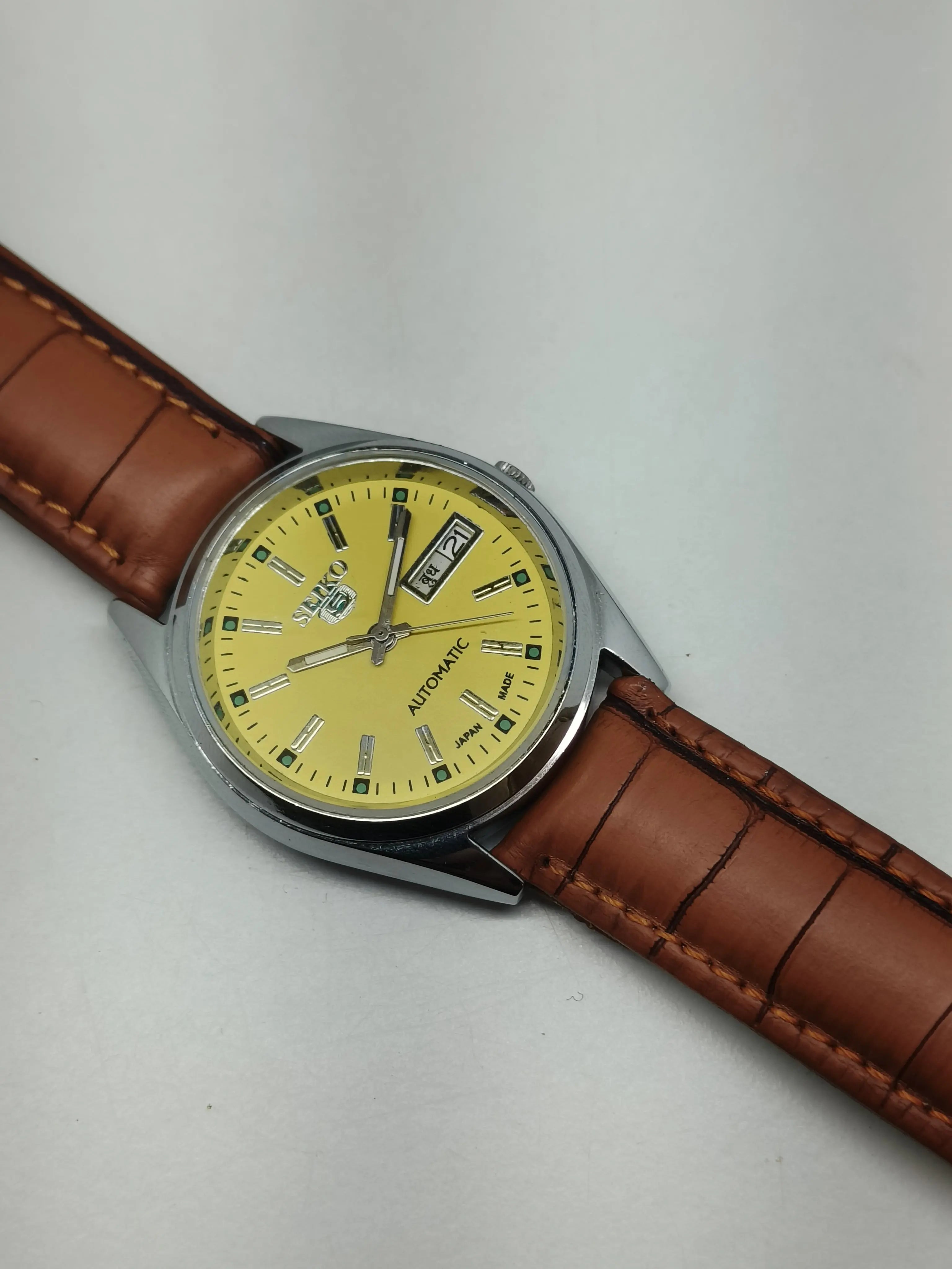 Authentic Seiko 5 Vintage – Refurbished Mechanical Watch National Watches