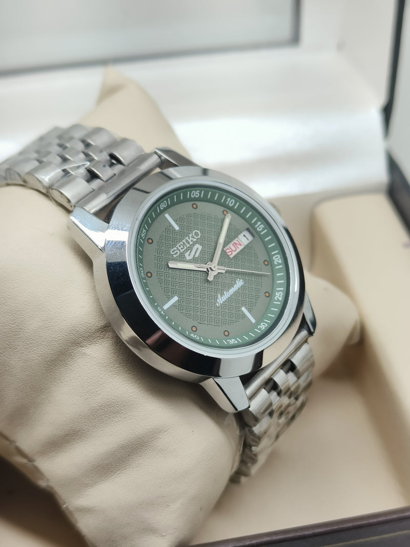 Seiko 5 Vintage Sports Automatic – Refurbished Piece
