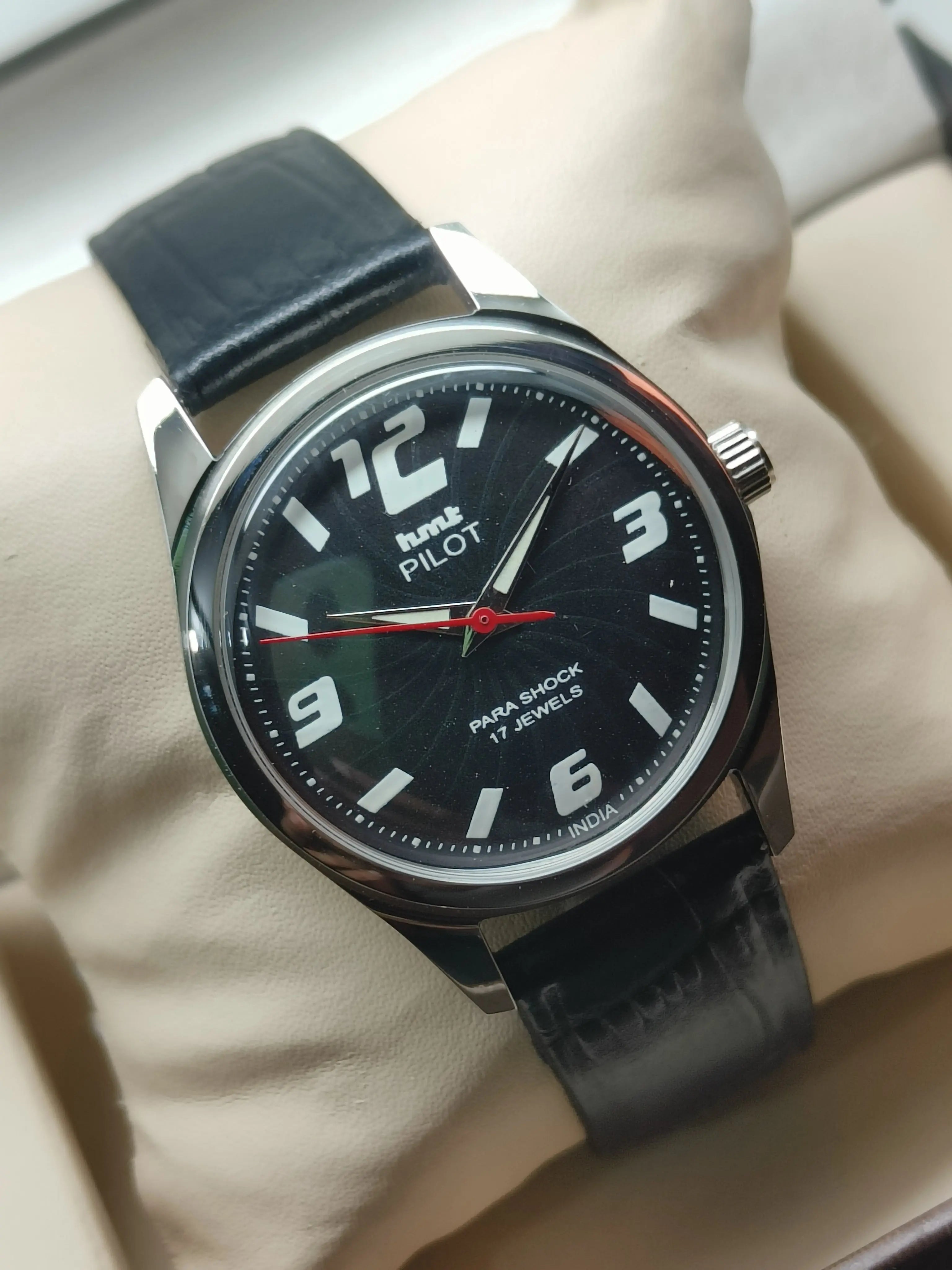 HMT Mechanical Vintage Watch – Refurbished Classic | Original Hand-Winding Timepiece National Watches