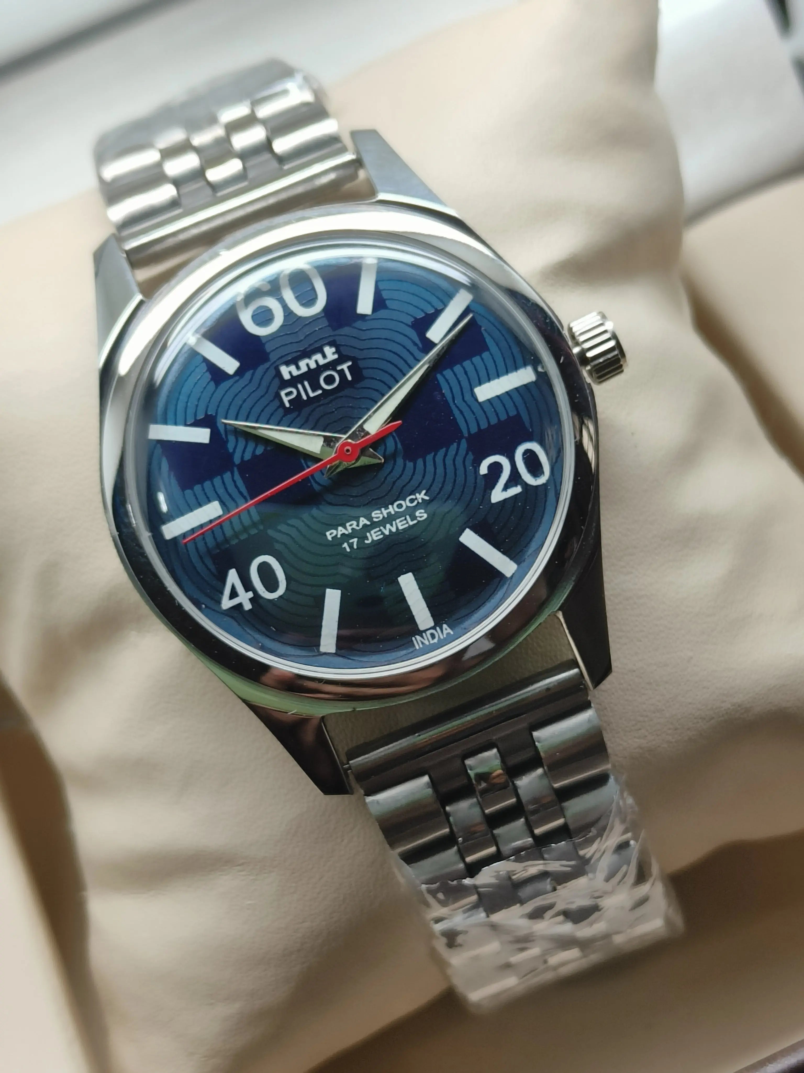HMT Mechanical Vintage Watch – Refurbished Classic | Original Hand-Winding Timepiece National Watches