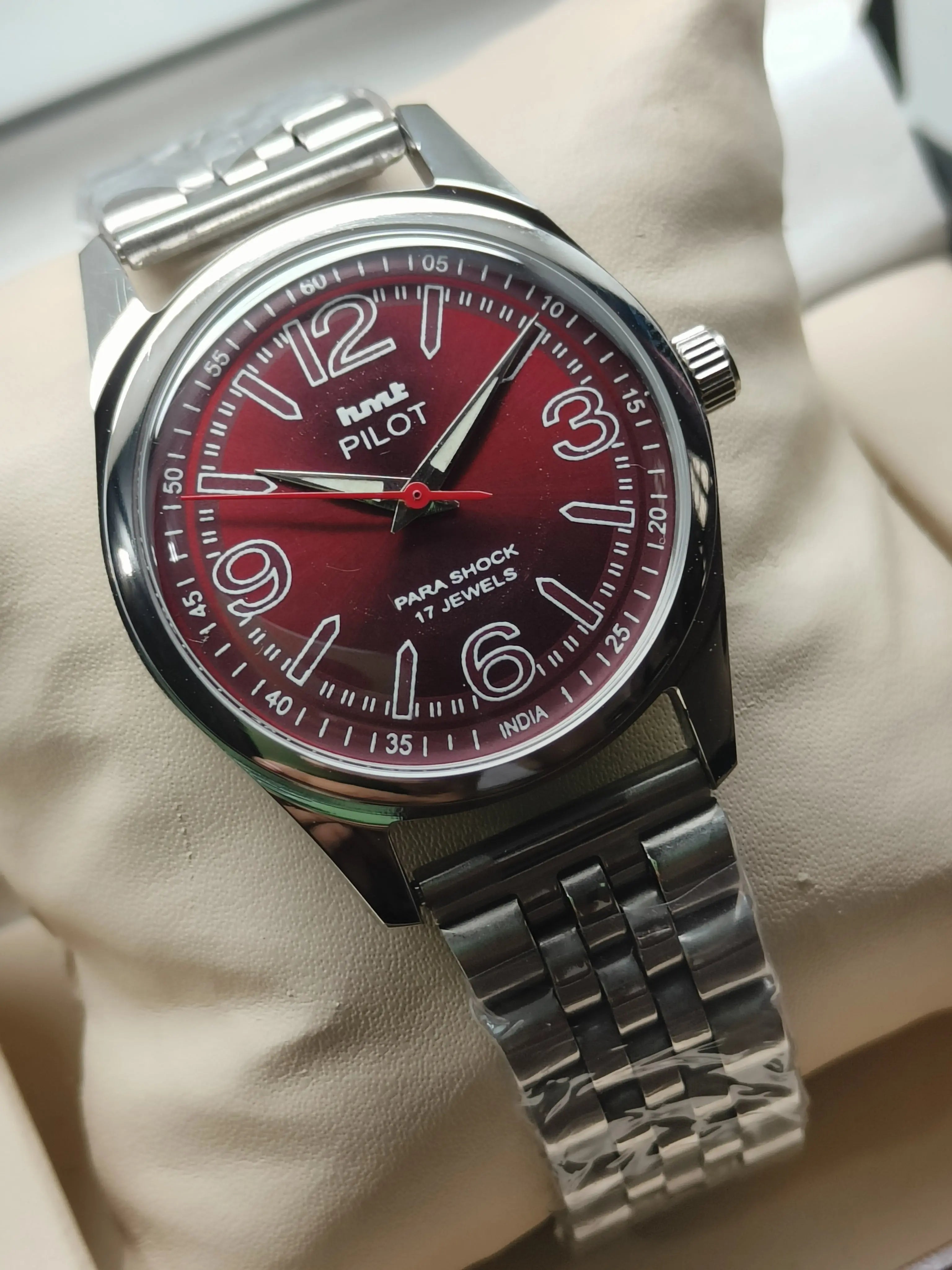 HMT Mechanical Vintage Watch – Refurbished Classic | Original Hand-Winding Timepiece National Watches