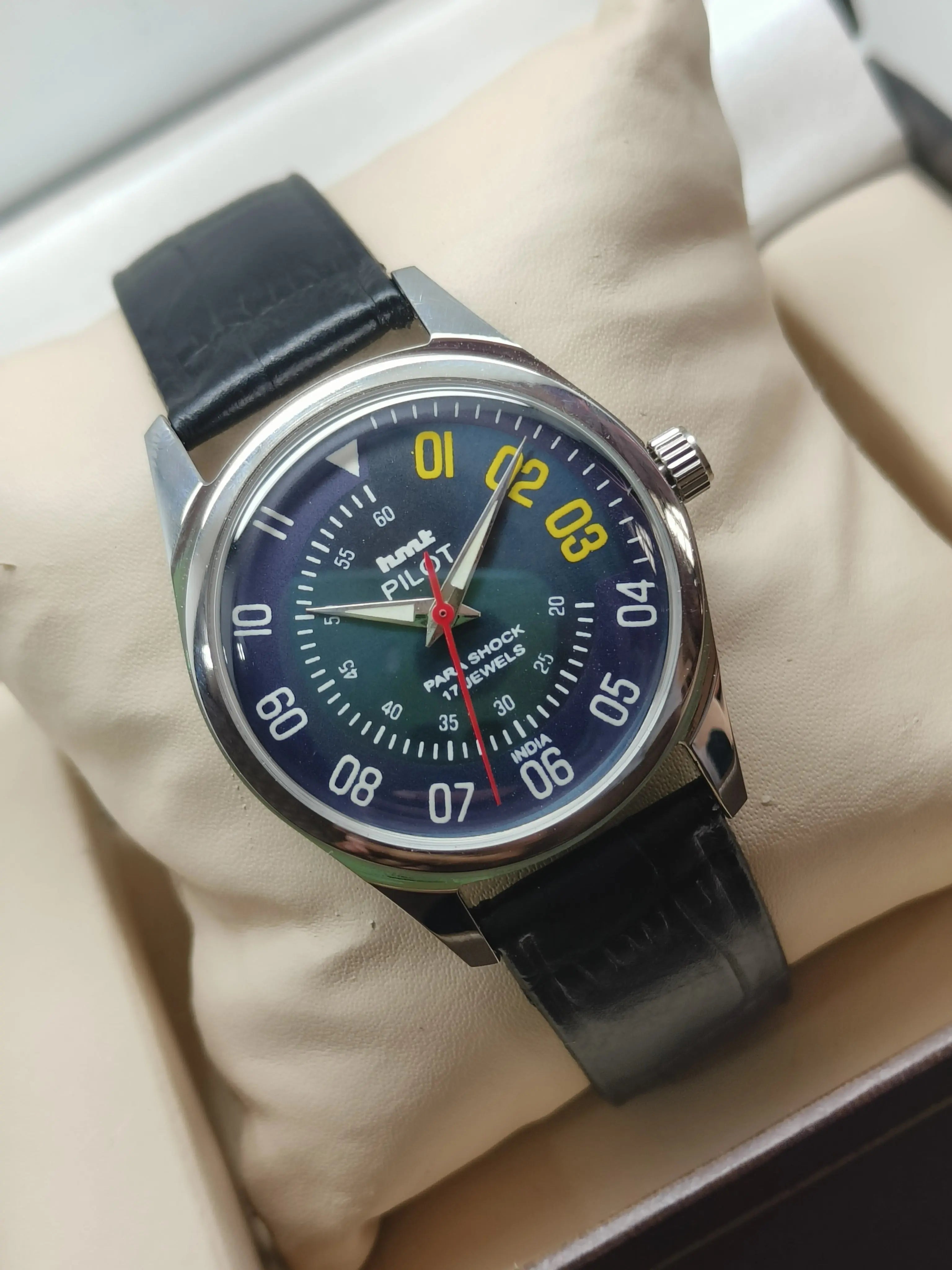 HMT Mechanical Vintage Watch – Refurbished Classic | Original Hand-Winding Timepiece National Watches