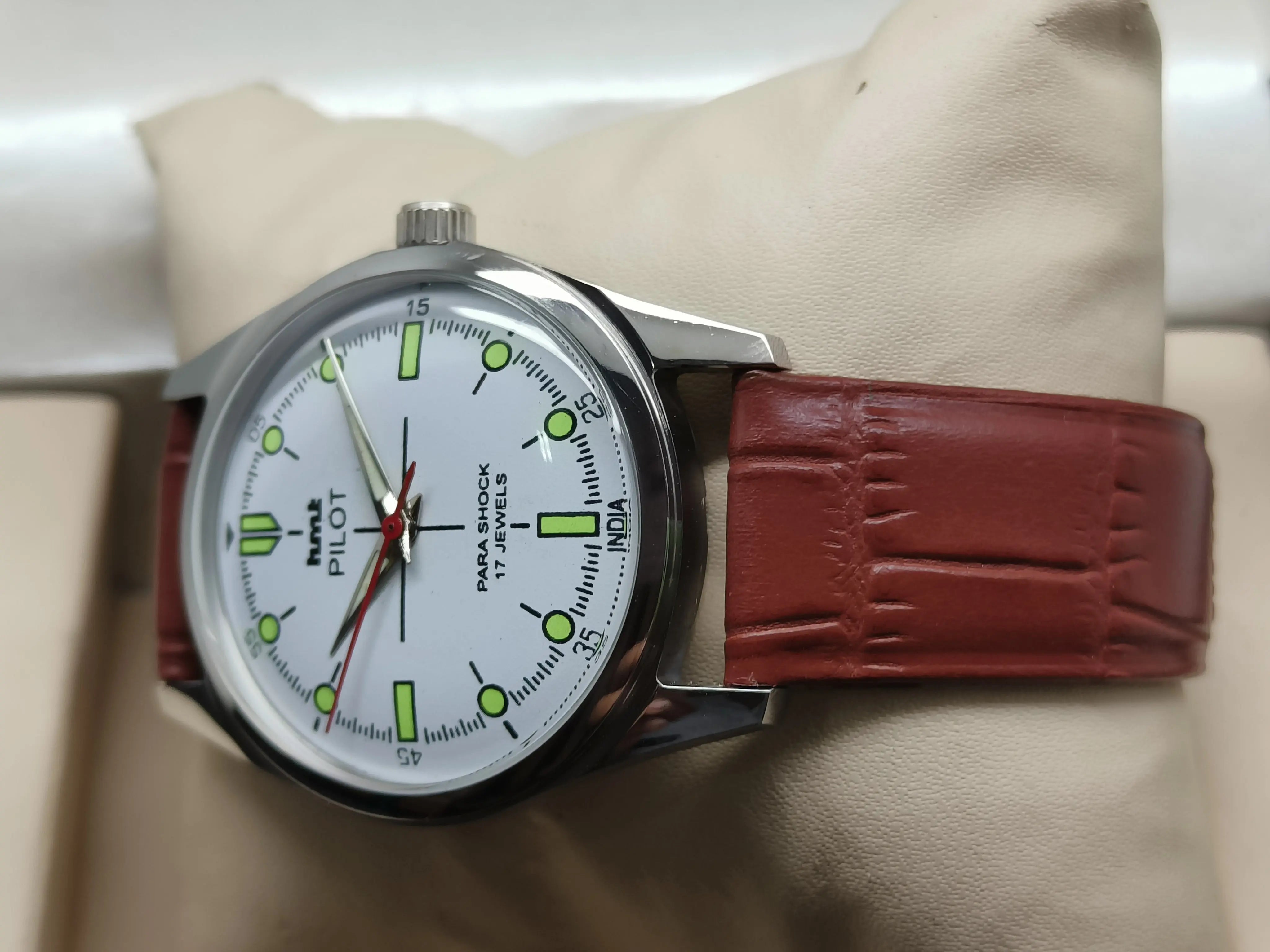 HMT Mechanical Vintage Watch – Refurbished Classic | Original Hand-Winding Timepiece National Watches