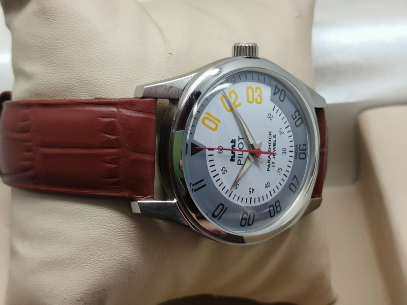 HMT Mechanical Vintage Watch – Refurbished Classic | Original Hand-Winding Timepiece