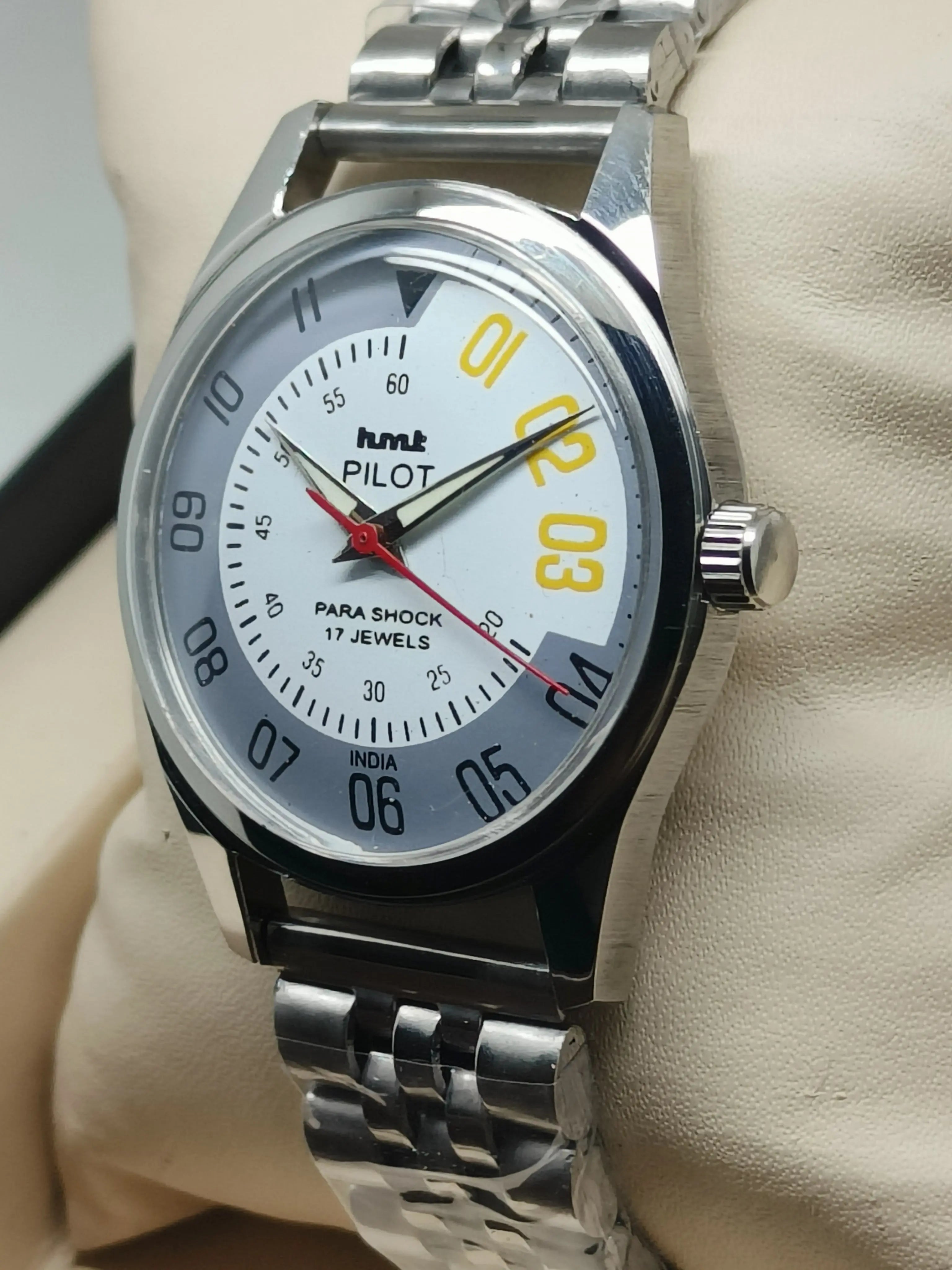 HMT Mechanical Vintage Watch – Refurbished Classic | Original Hand-Winding Timepiece National Watches