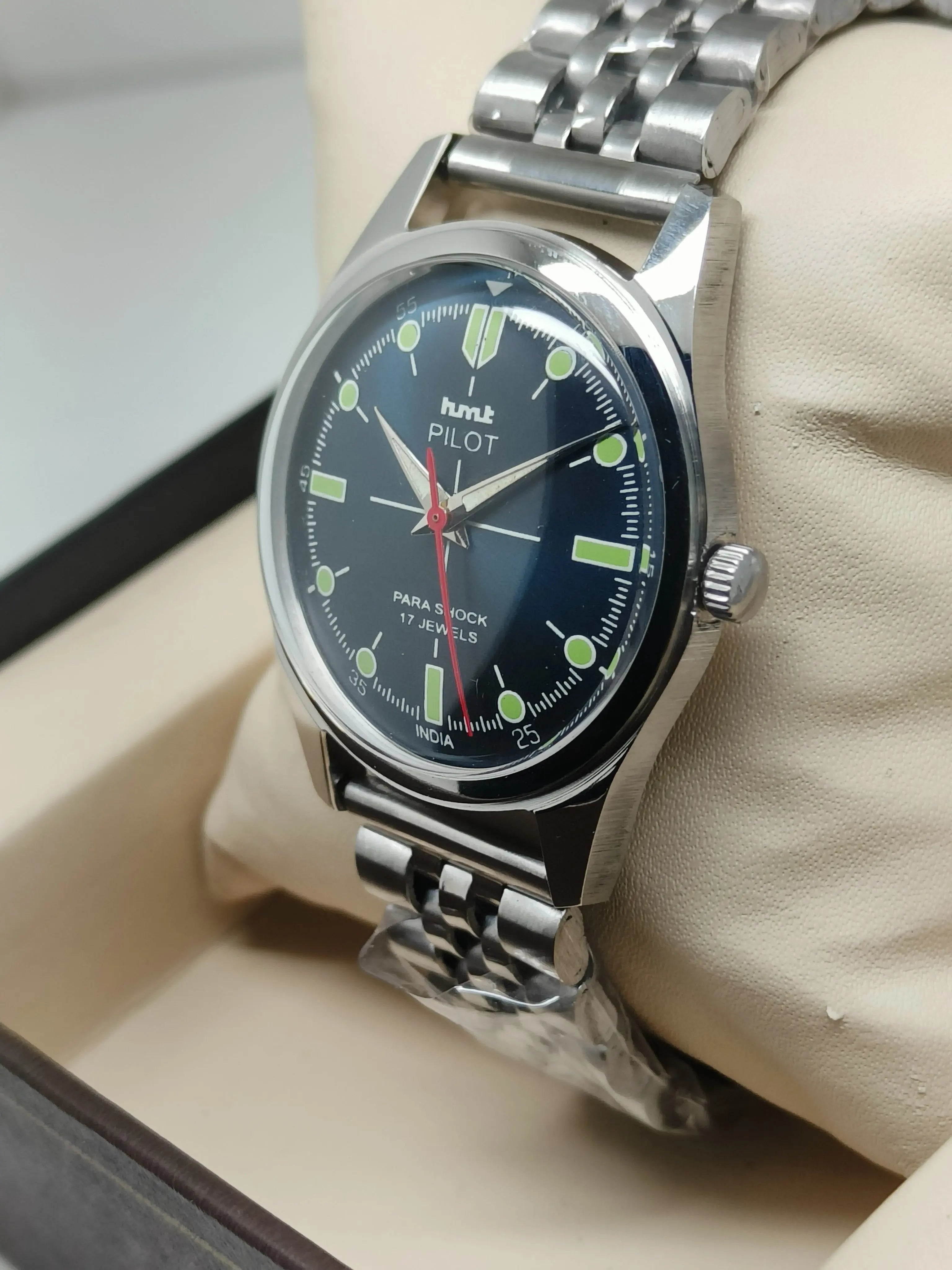 HMT Mechanical Vintage Watch – Refurbished Classic | Original Hand-Winding Timepiece National Watches