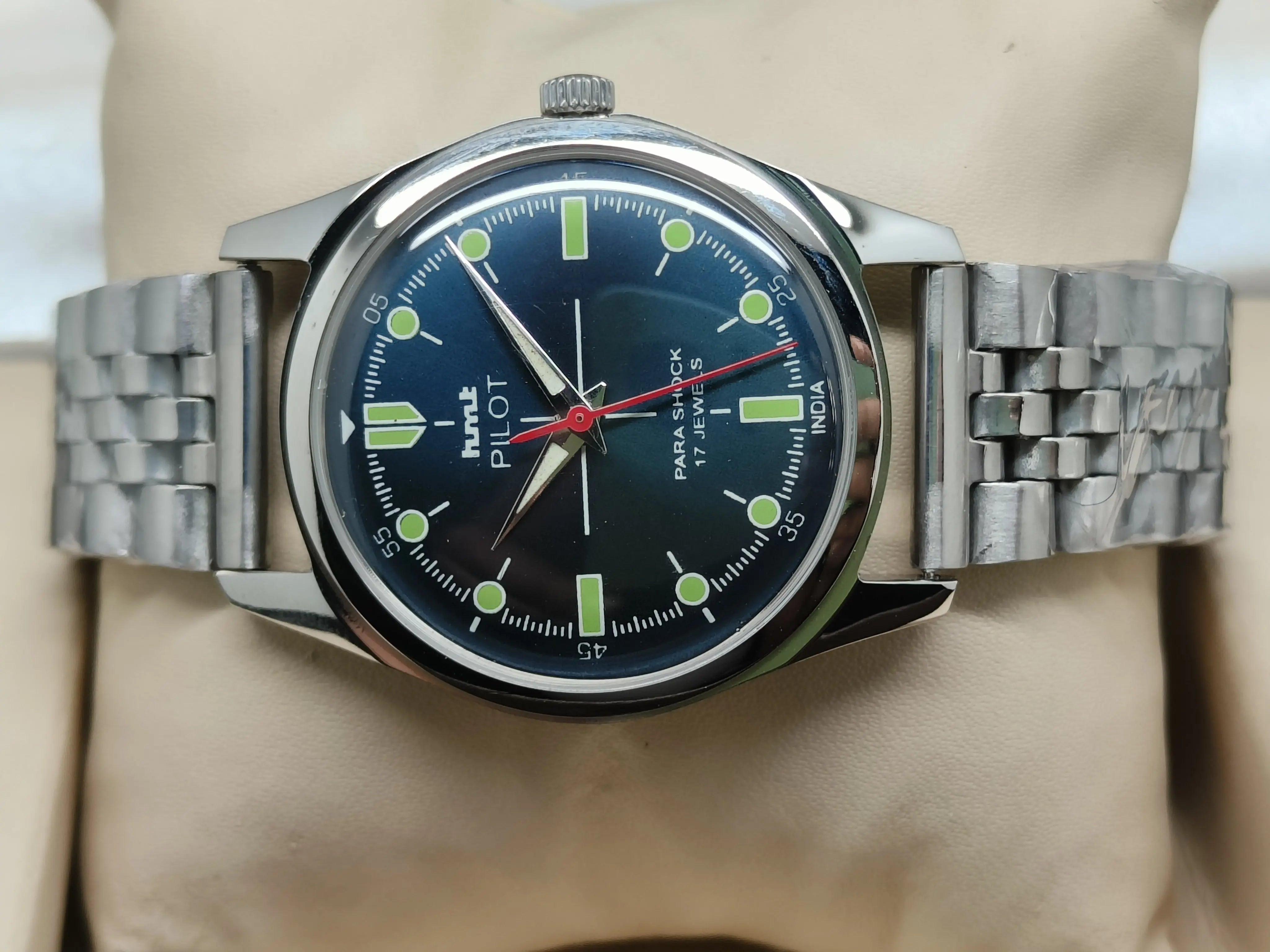 HMT Mechanical Vintage Watch – Refurbished Classic | Original Hand-Winding Timepiece National Watches