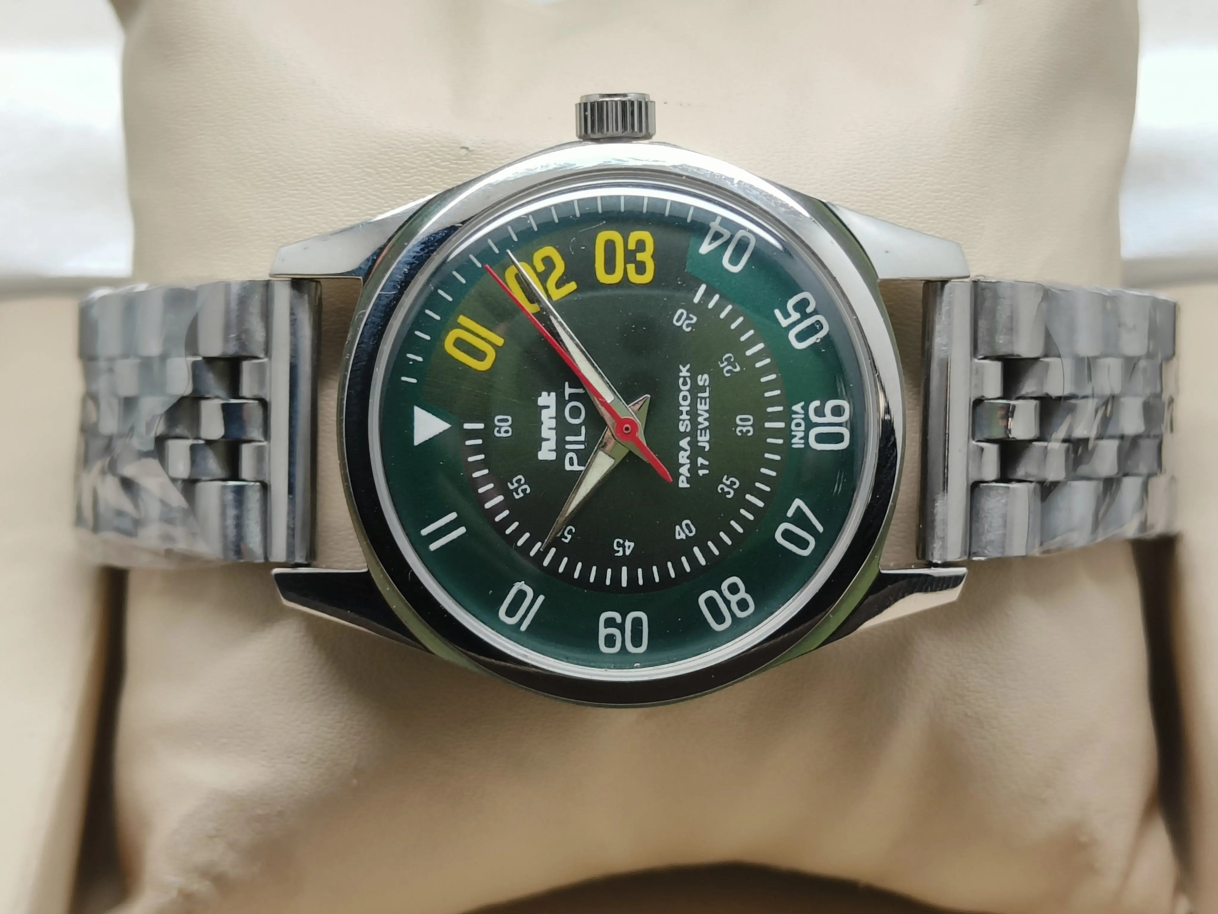 HMT Mechanical Vintage Watch – Refurbished Classic | Original Hand-Winding Timepiece National Watches