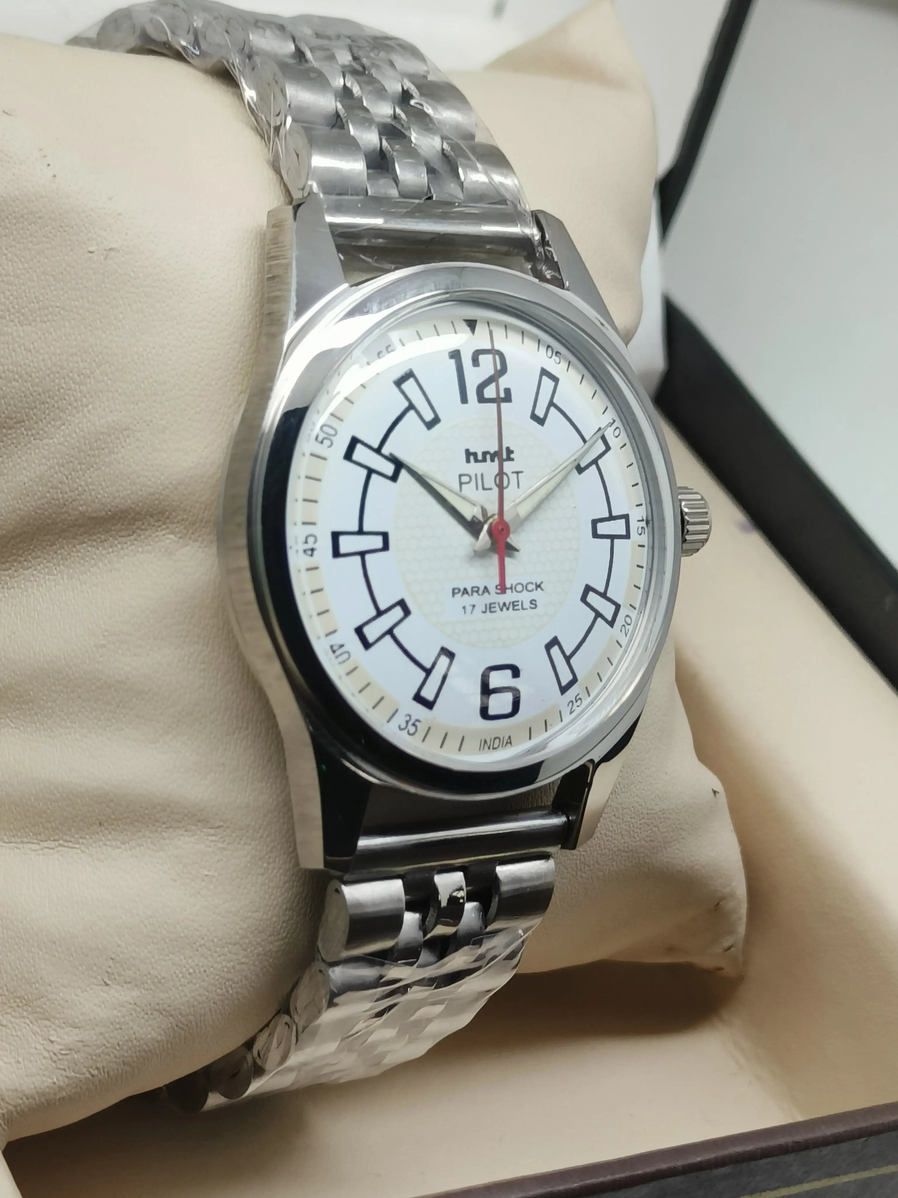 HMT Mechanical Vintage Watch – Refurbished Classic | Original Hand-Winding Timepiece National Watches