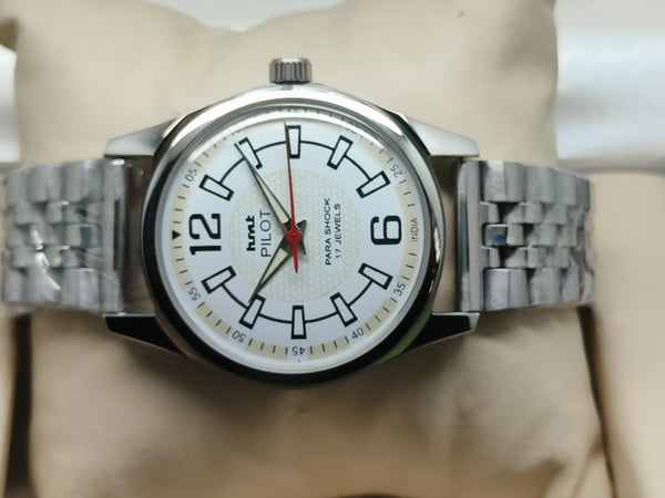 HMT Mechanical Vintage Watch – Refurbished Classic | Original Hand-Winding Timepiece