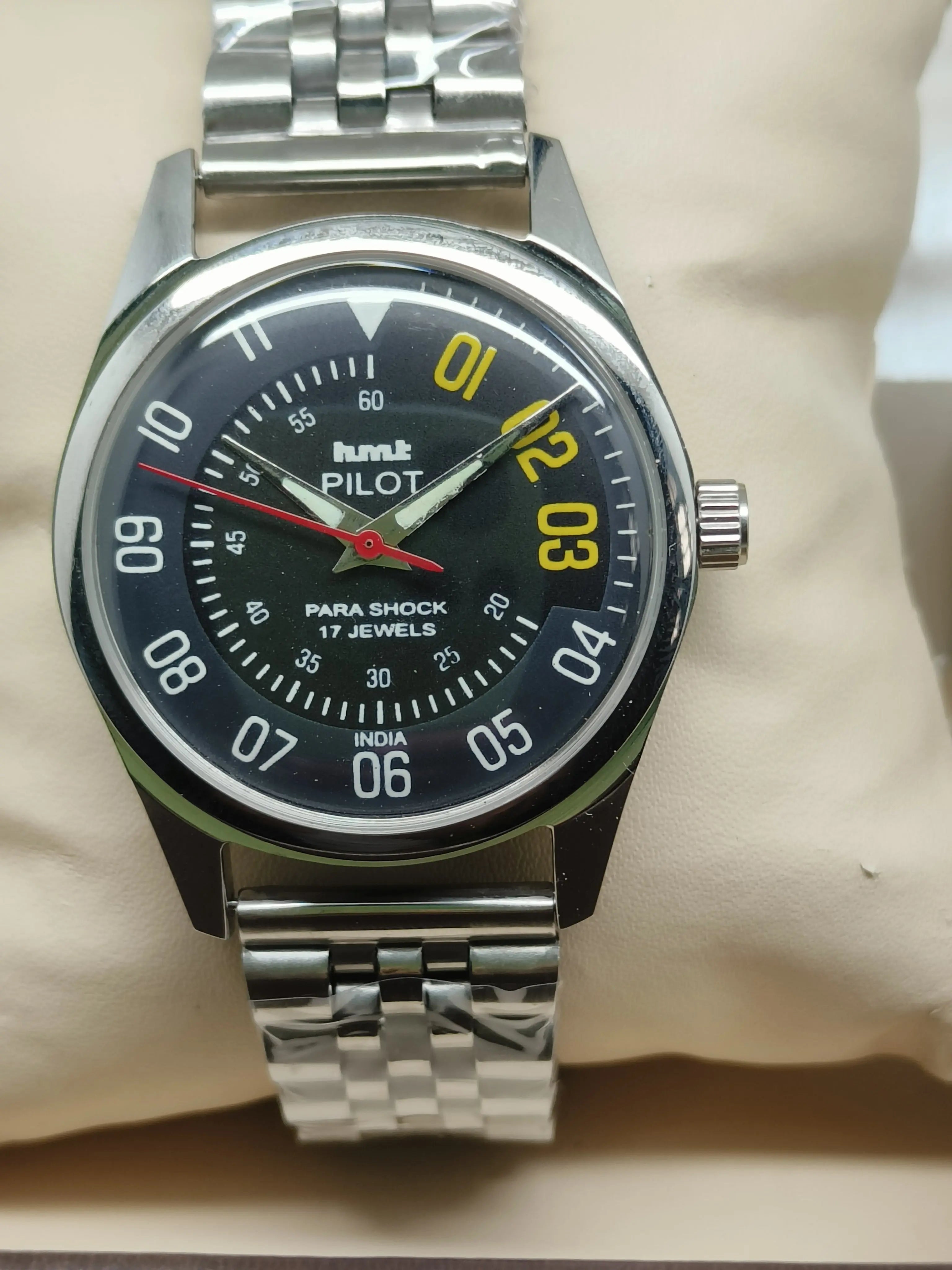 HMT Mechanical Vintage Watch – Refurbished Classic | Original Hand-Winding Timepiece National Watches