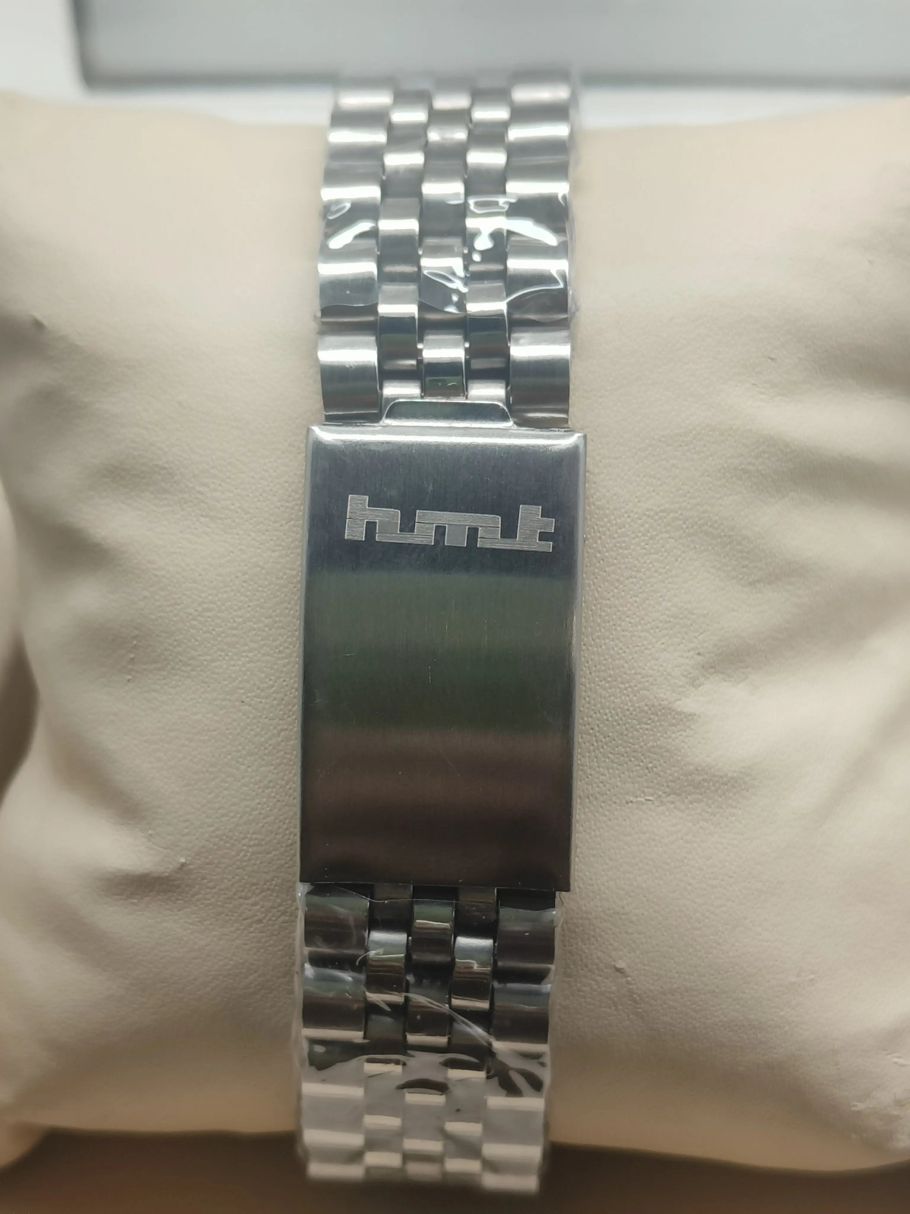 HMT Mechanical Vintage Watch – Refurbished Classic | Original Hand-Winding Timepiece National Watches