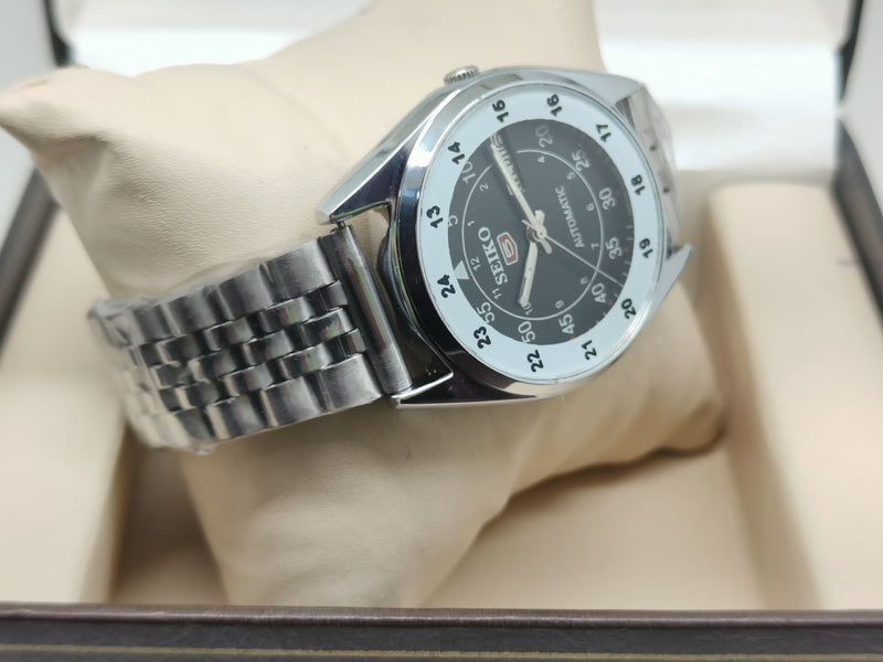 Seiko 5 Vintage 37mm Automatic – Refurbished Classic