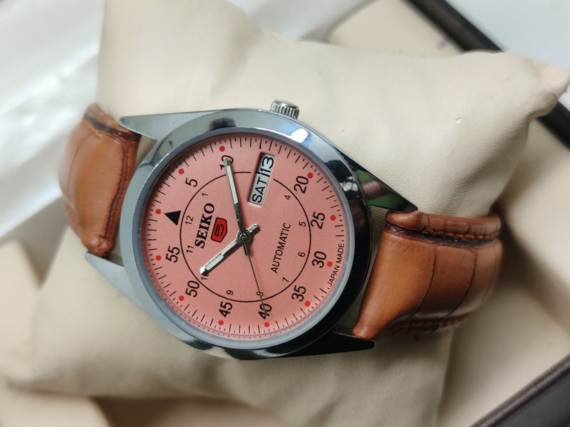 Seiko 5 Vintage Black Dial – Refurbished Automatic