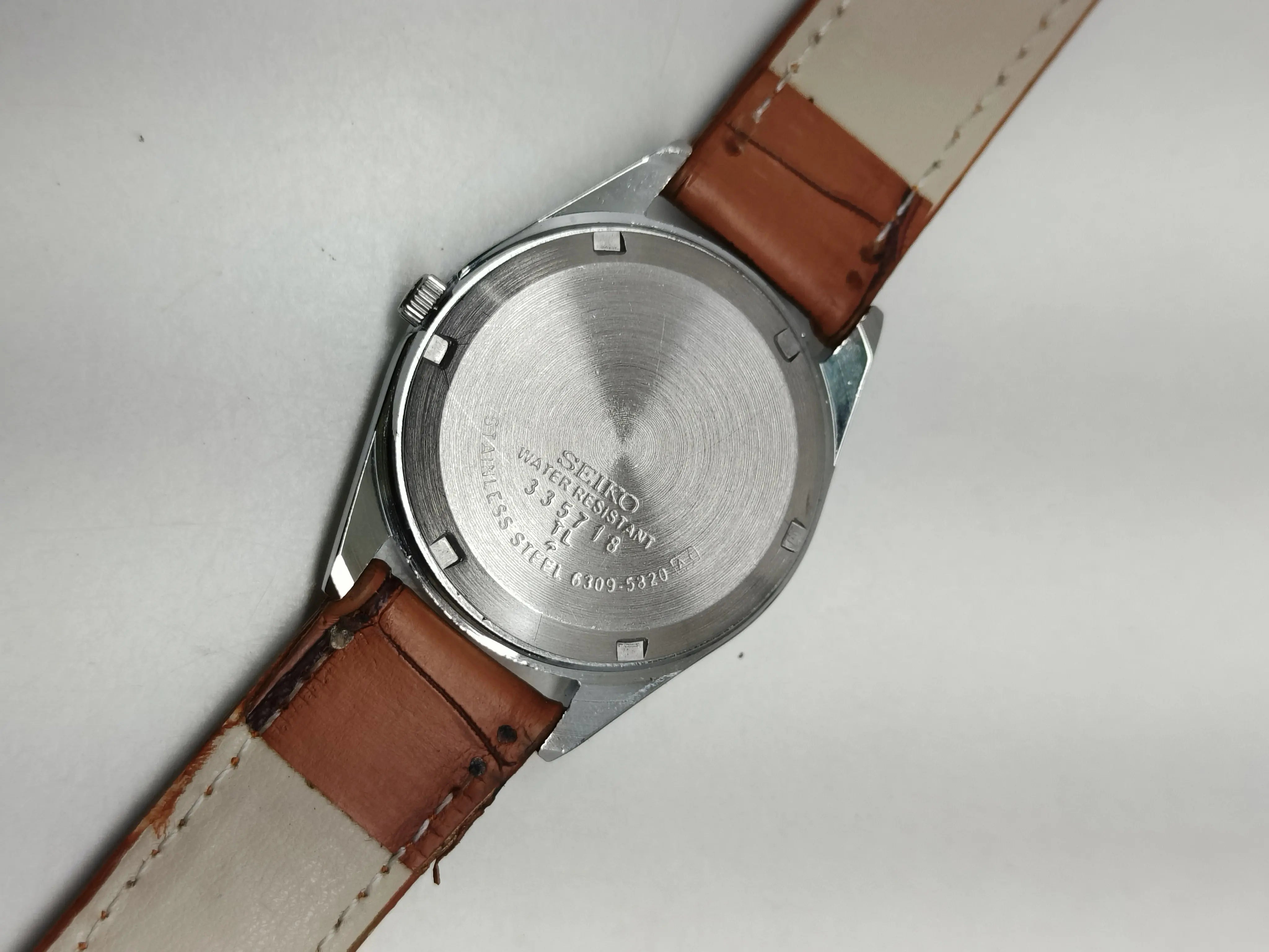 Seiko 5 Vintage Patina Dial – Restored & Unique National Watches