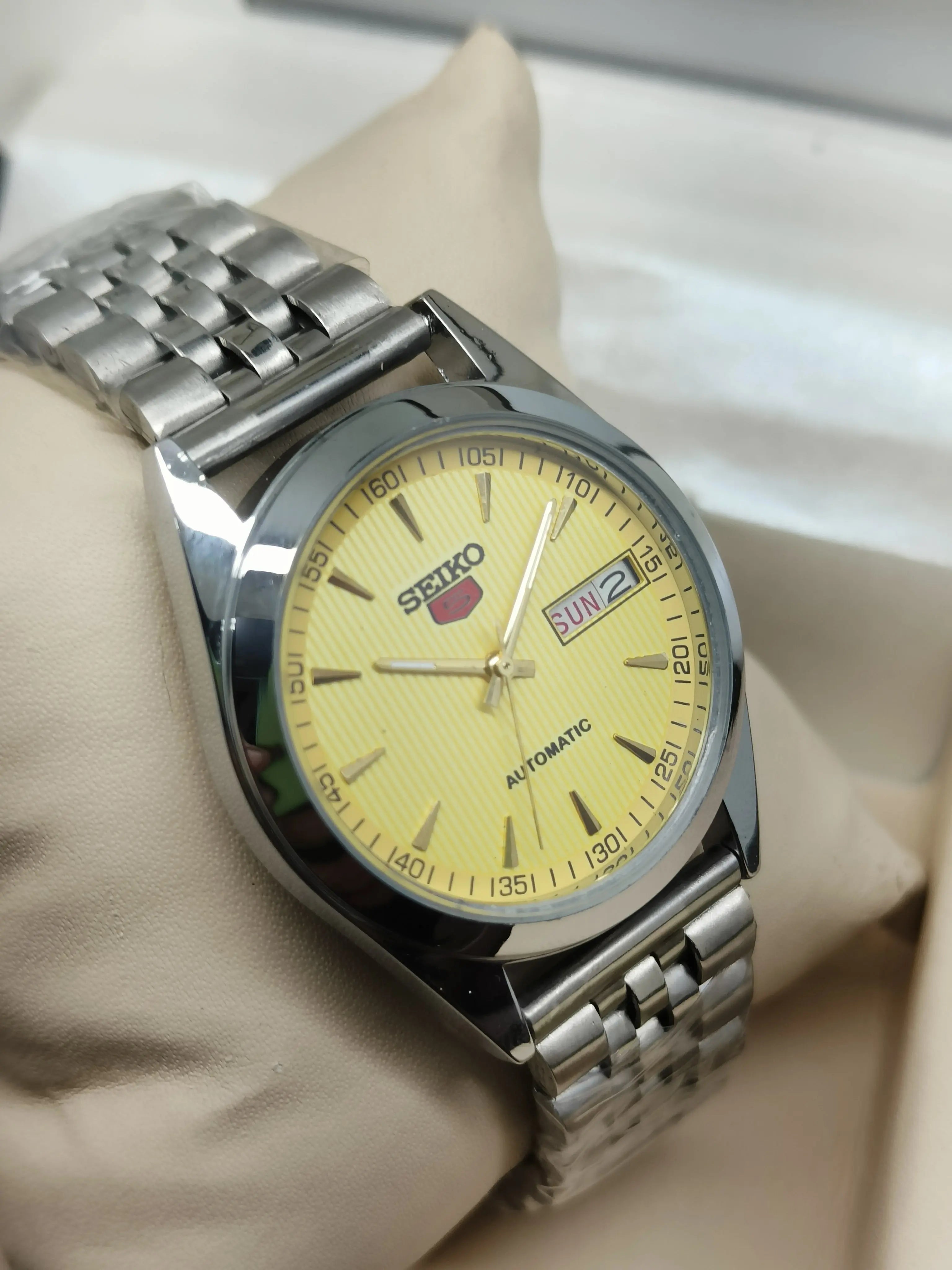 Seiko 5 Vintage Gold Tone – Refurbished & Polished National Watches